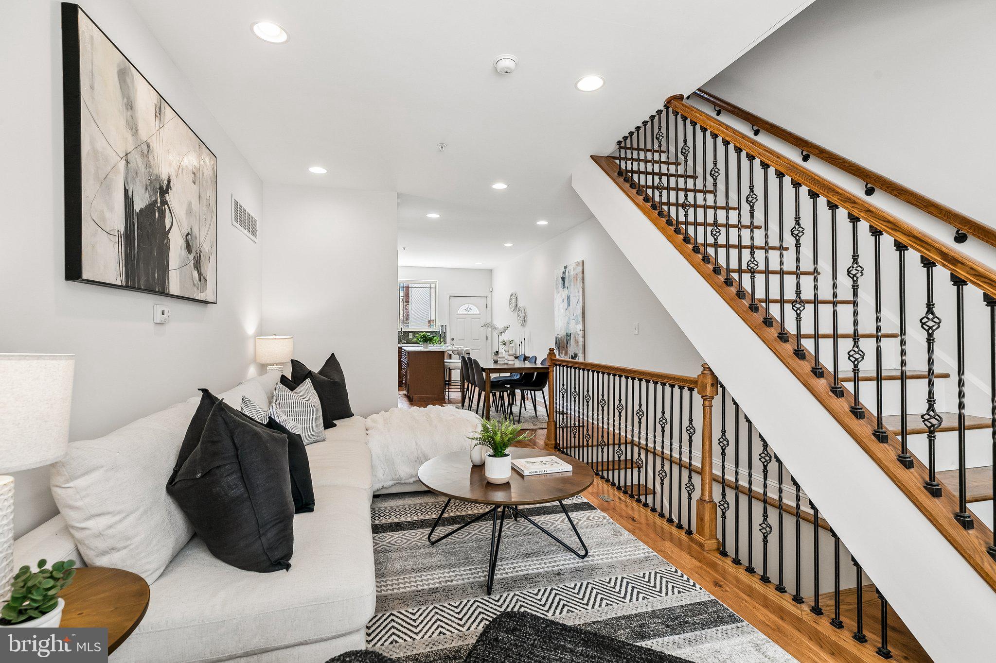 POINT BREEZE - Residential