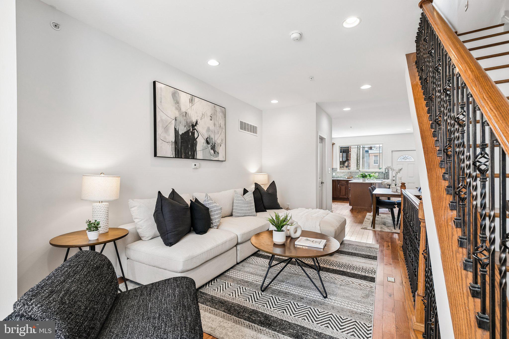 POINT BREEZE - Residential