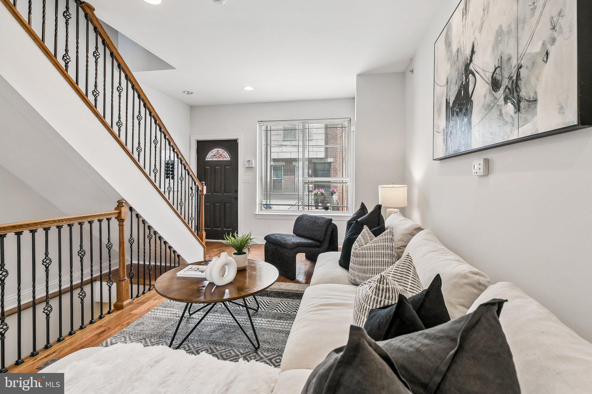 POINT BREEZE - Residential
