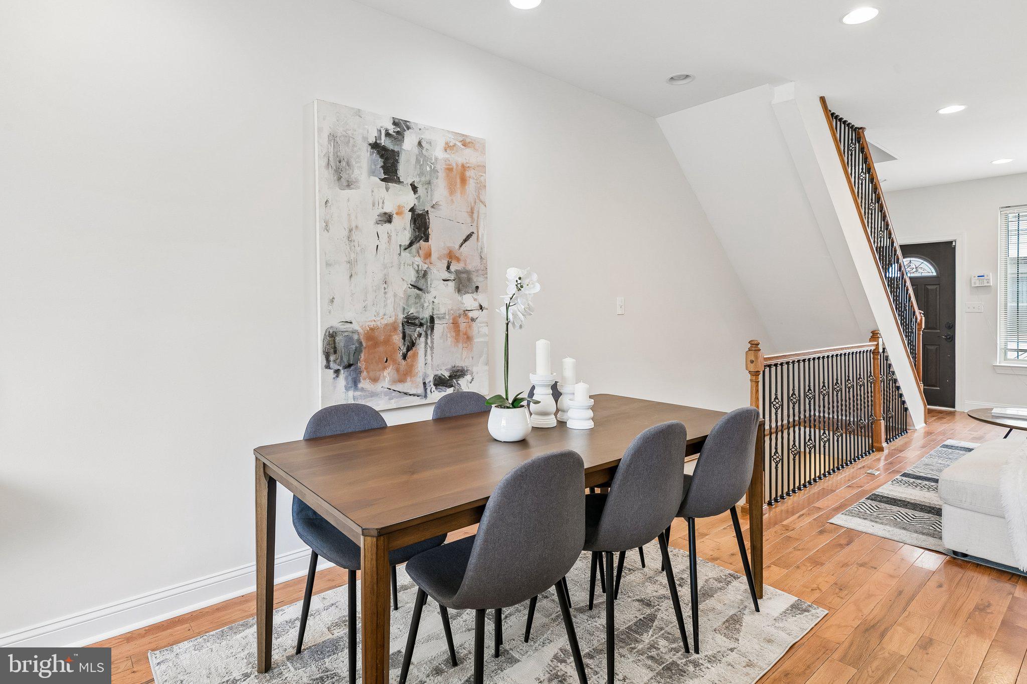POINT BREEZE - Residential