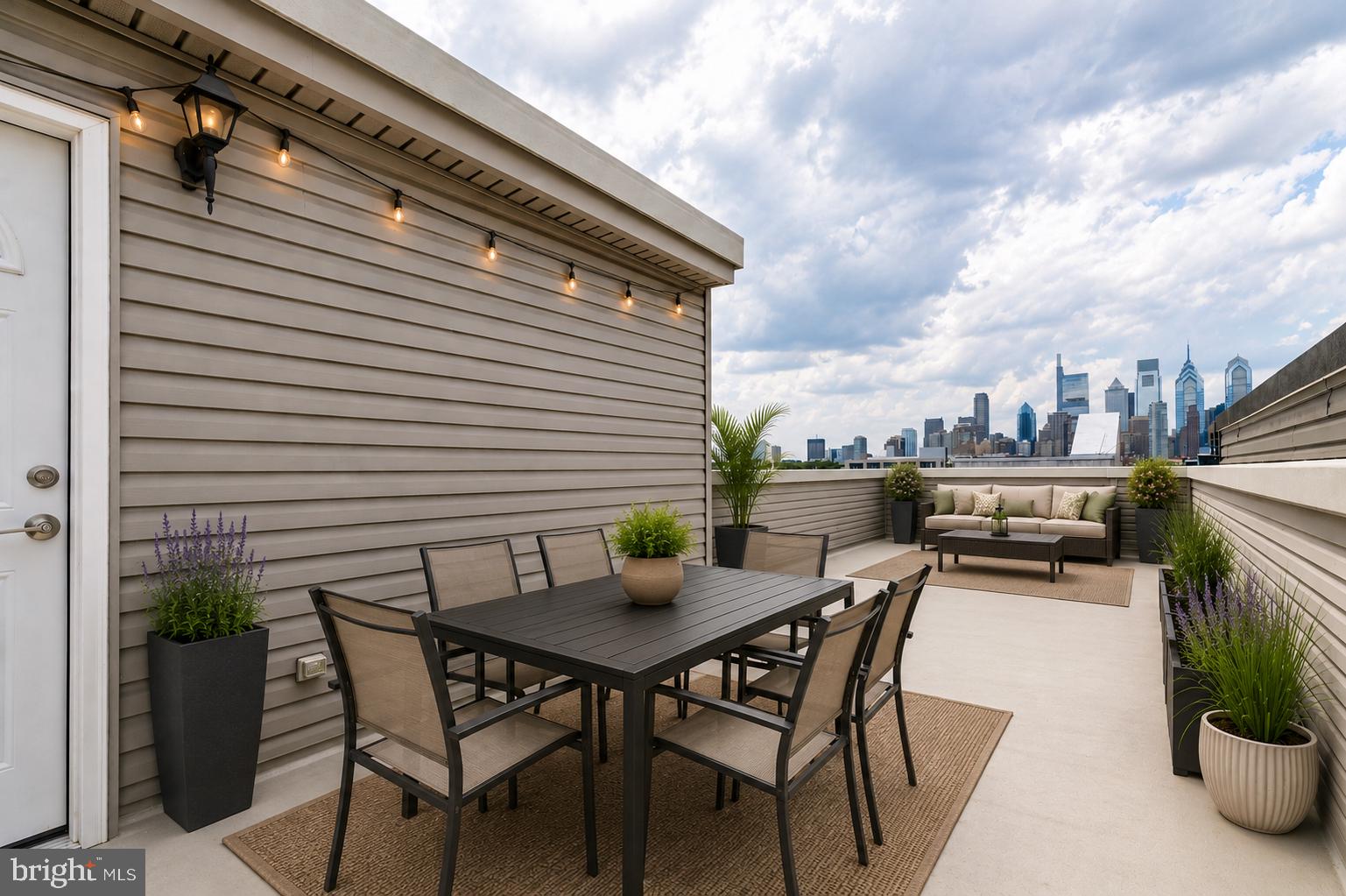 POINT BREEZE - Residential