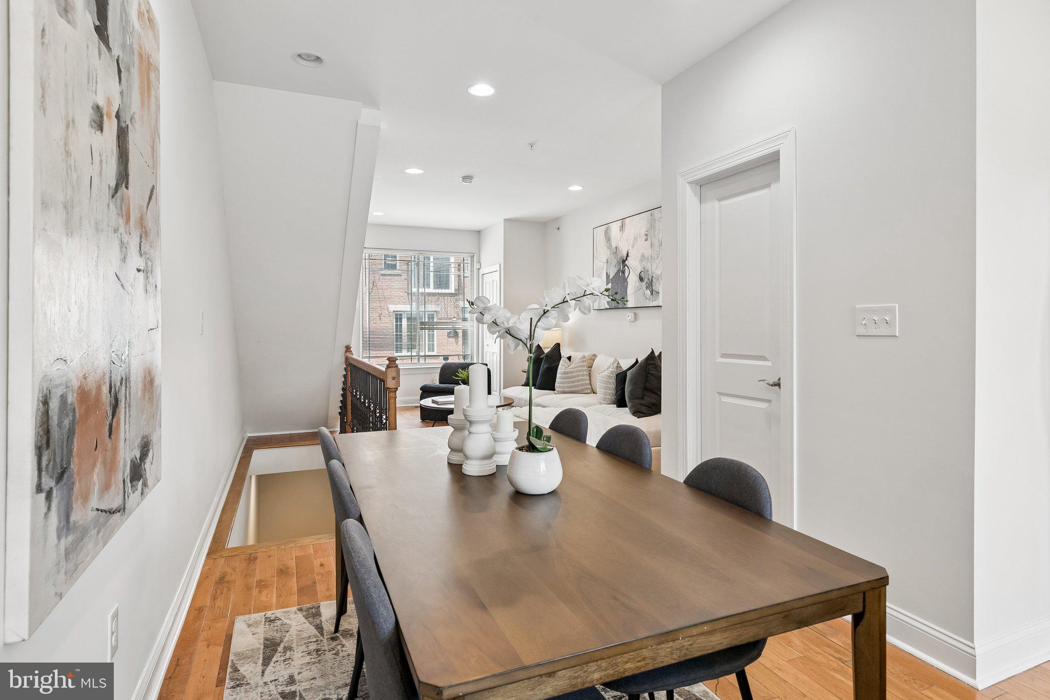 POINT BREEZE - Residential