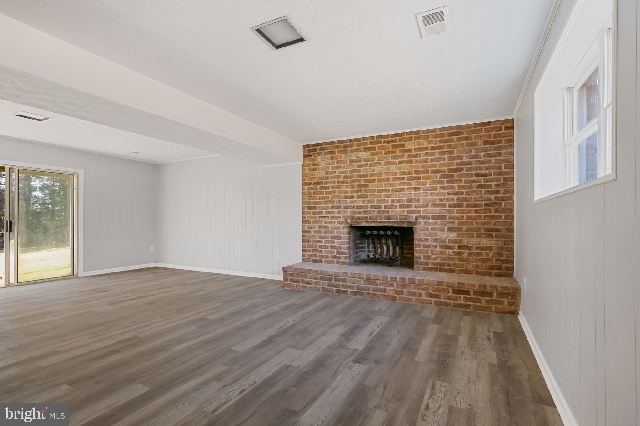 HUNTINGTON - Residential