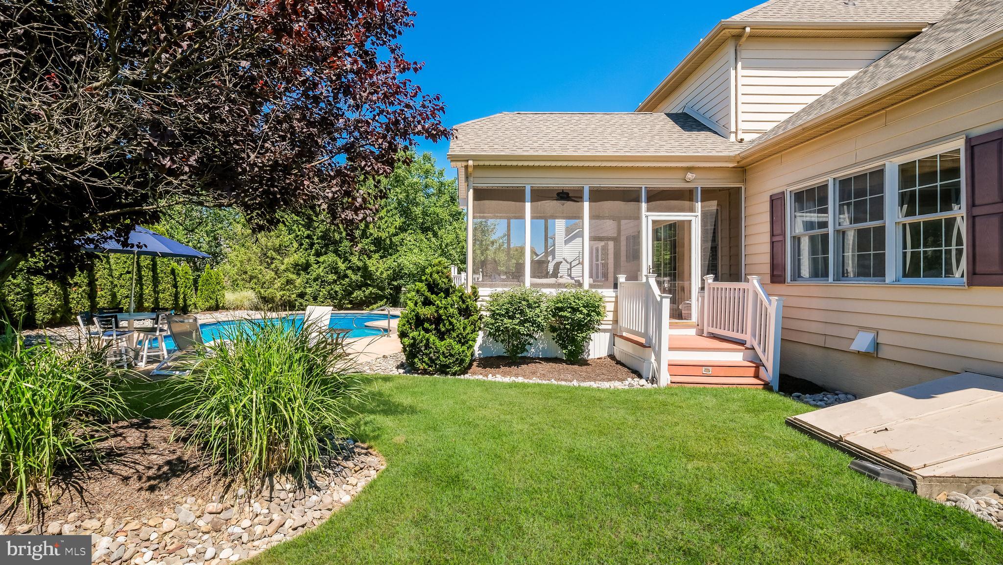 ESTATES AT WARRINGTON RIDGE - Residential
