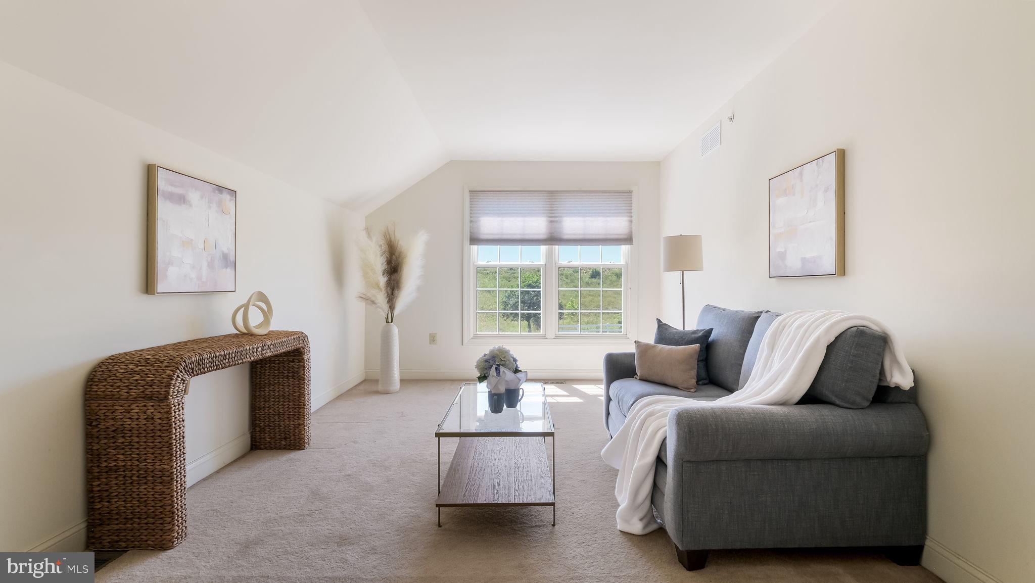 ESTATES AT WARRINGTON RIDGE - Residential