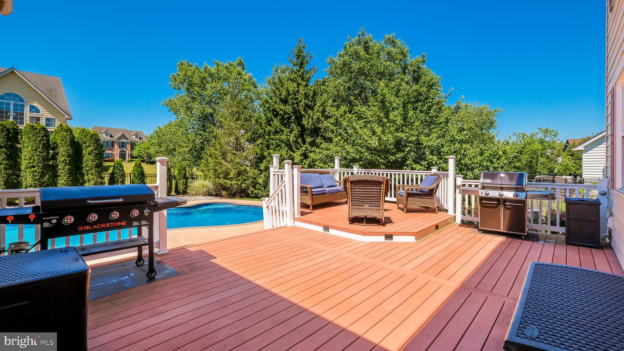 ESTATES AT WARRINGTON RIDGE - Residential