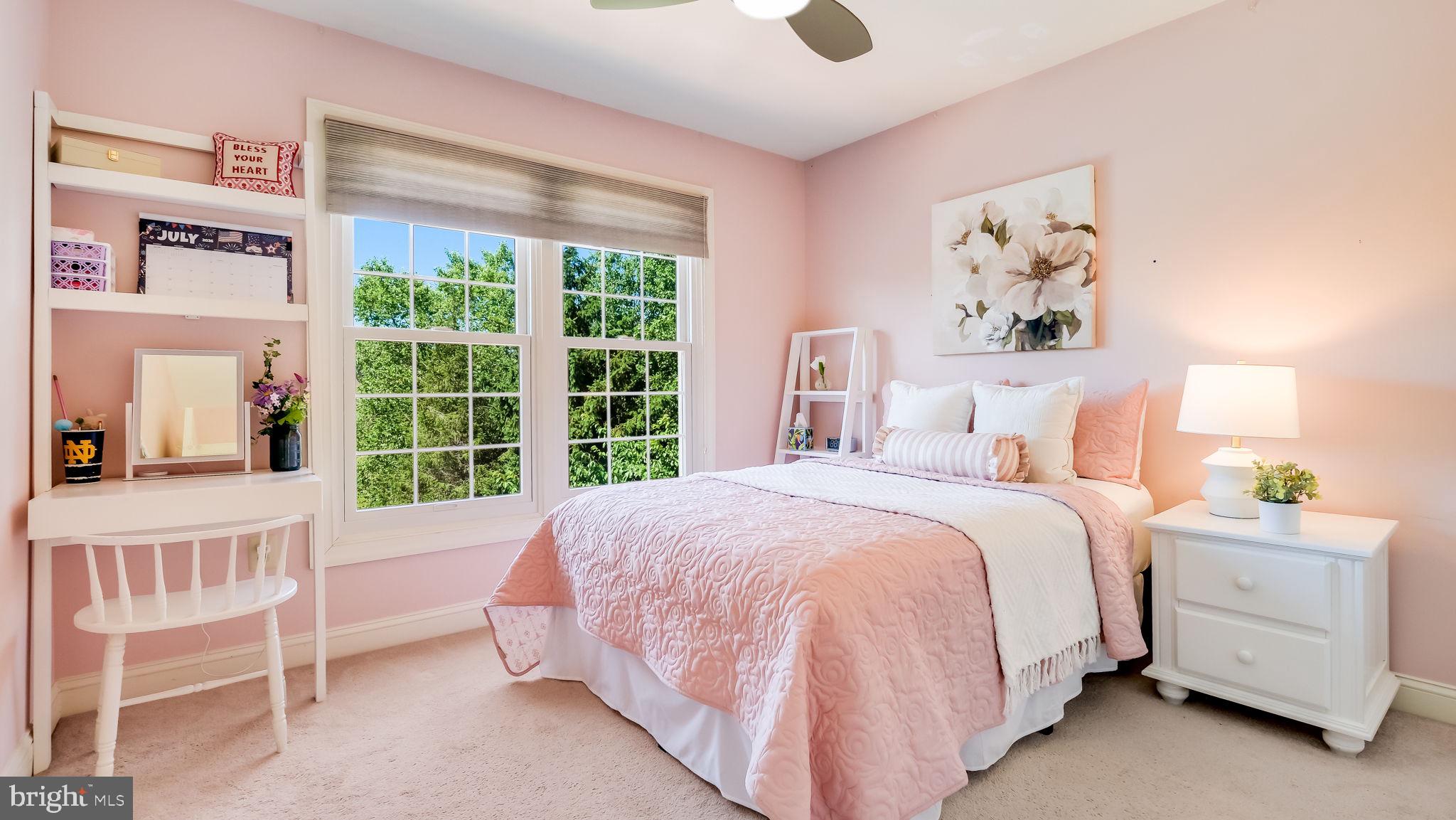 ESTATES AT WARRINGTON RIDGE - Residential