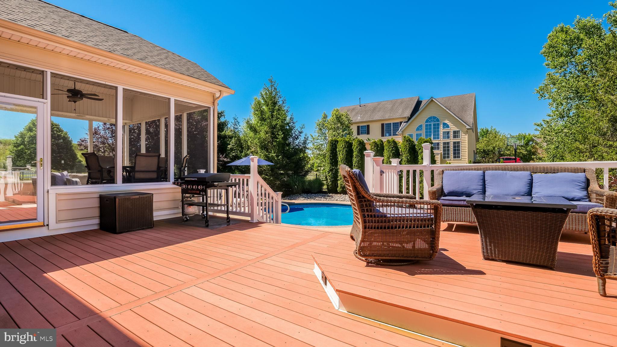 ESTATES AT WARRINGTON RIDGE - Residential