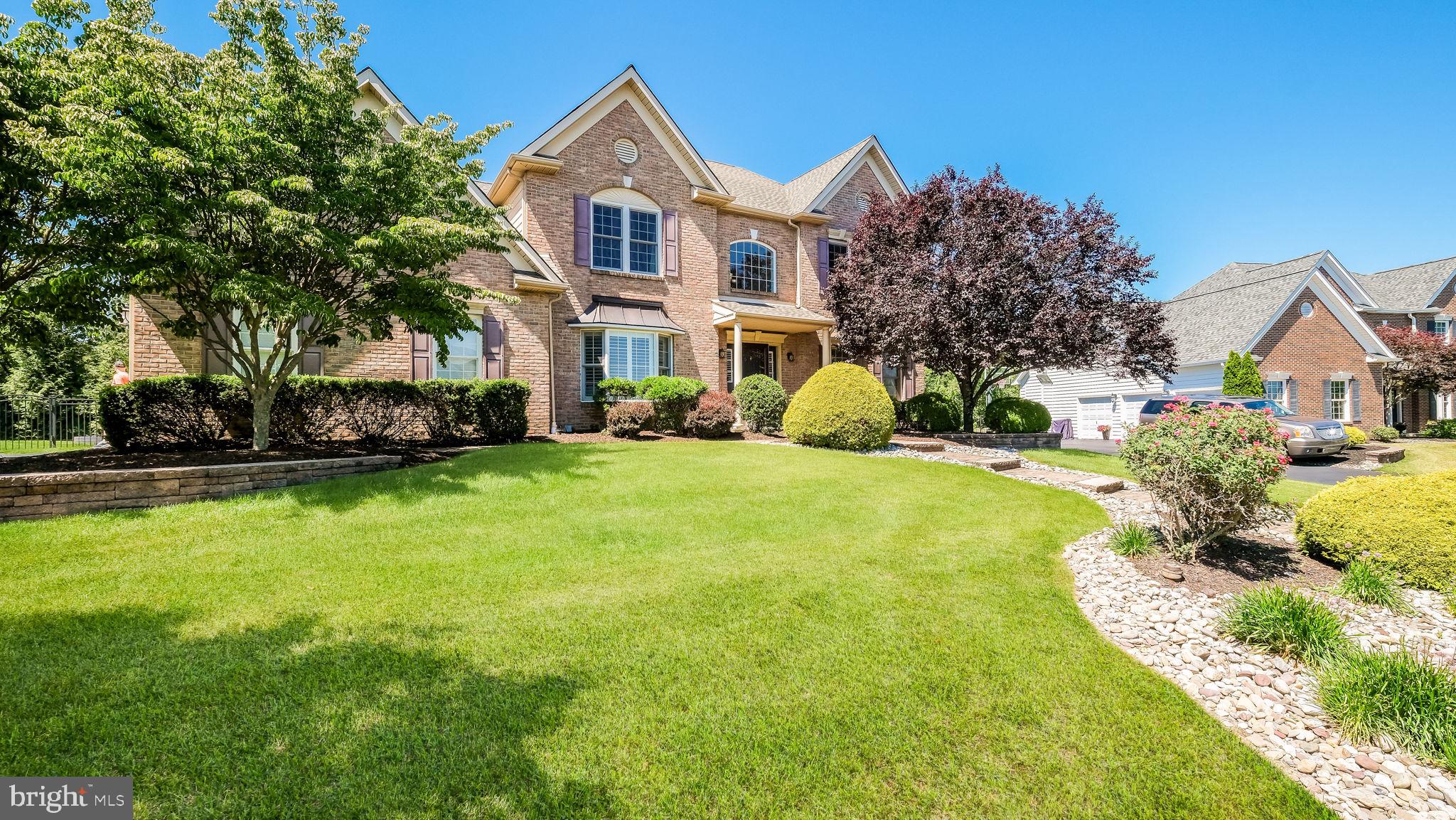 ESTATES AT WARRINGTON RIDGE - Residential