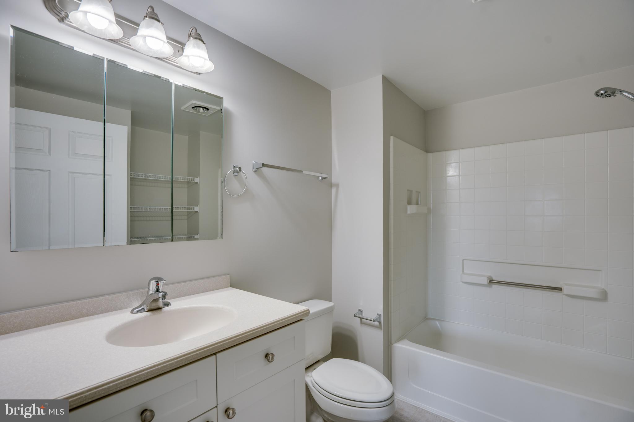 NORTHAMPTON PLACE - Residential Lease