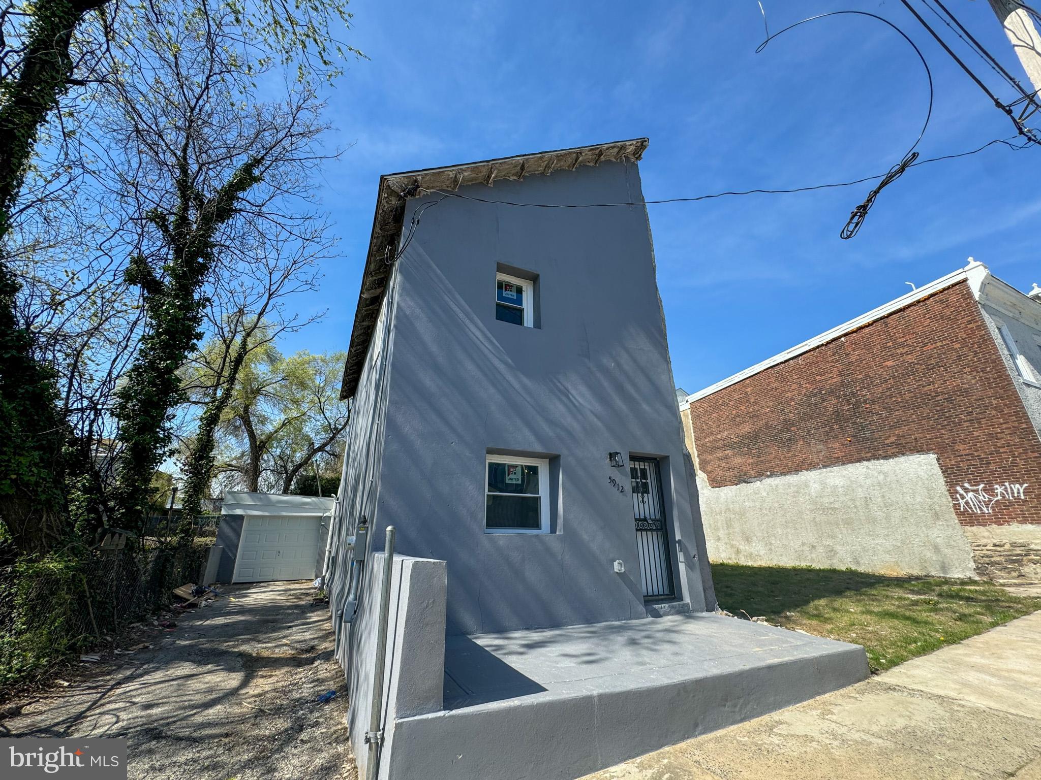 GERMANTOWN (EAST) - Residential