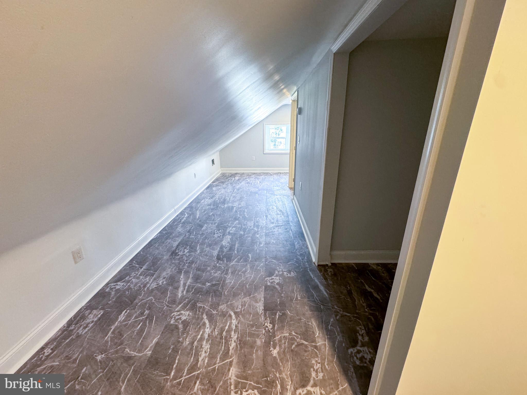 GERMANTOWN (EAST) - Residential