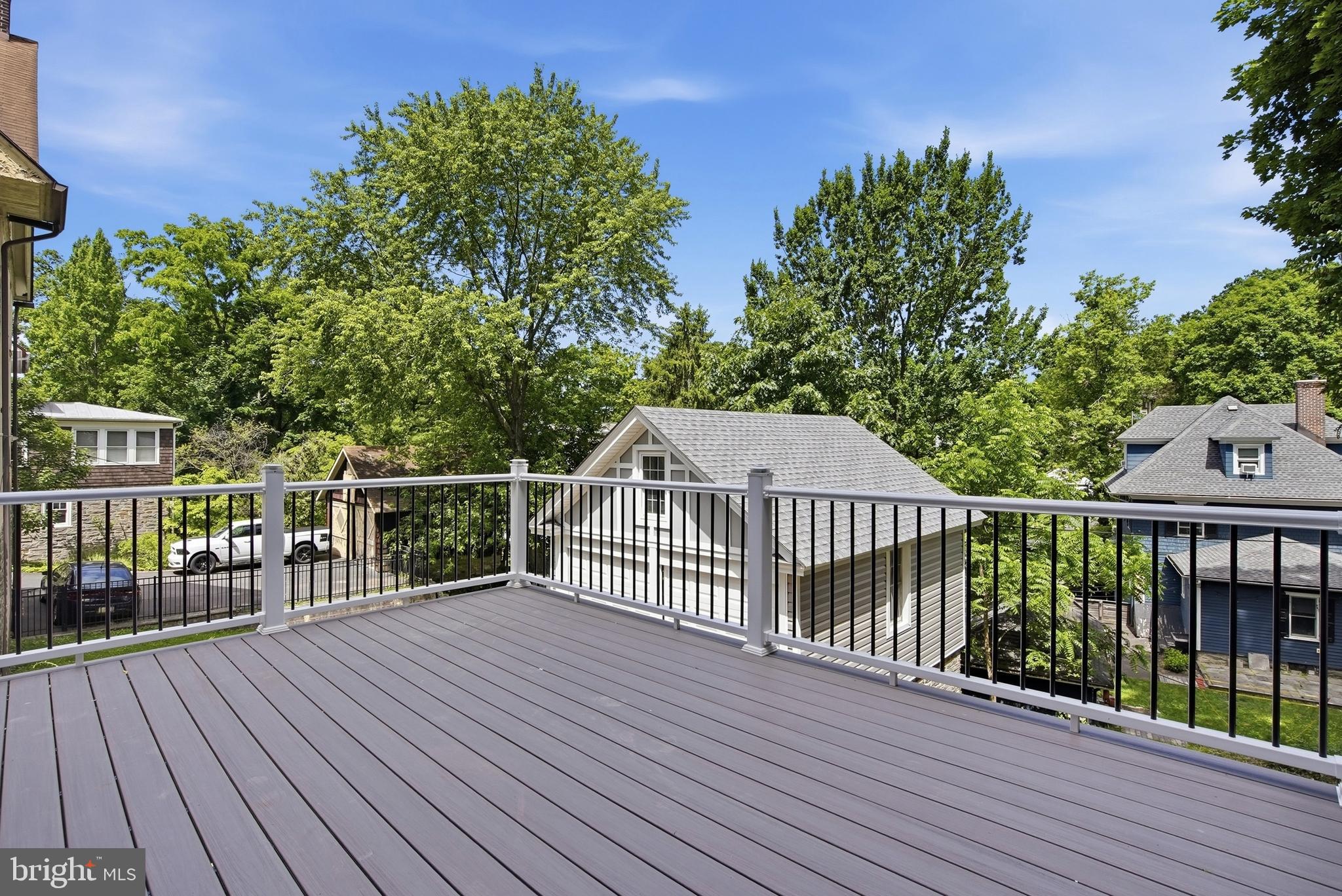 JENKINTOWN - Residential