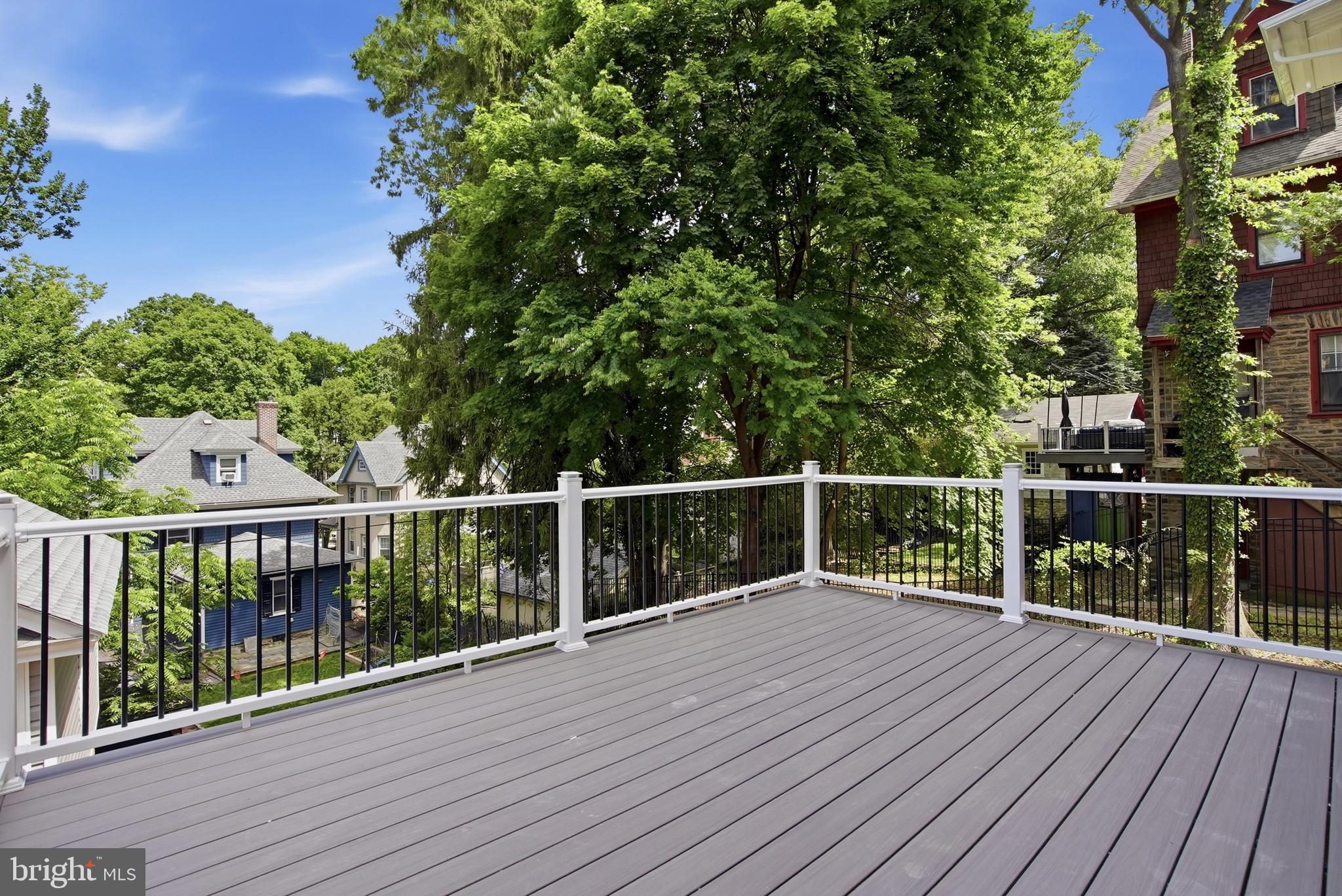 JENKINTOWN - Residential