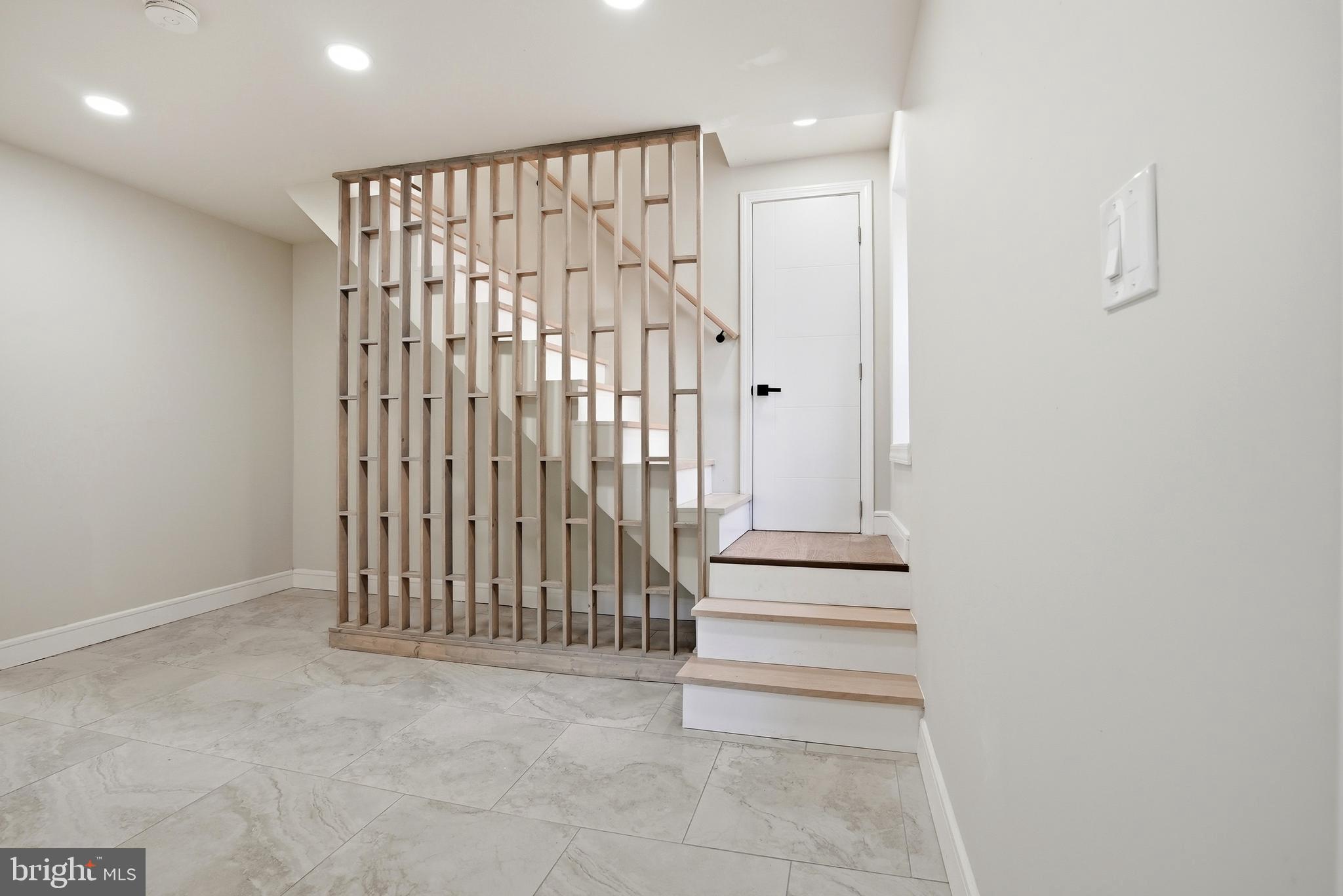 JENKINTOWN - Residential