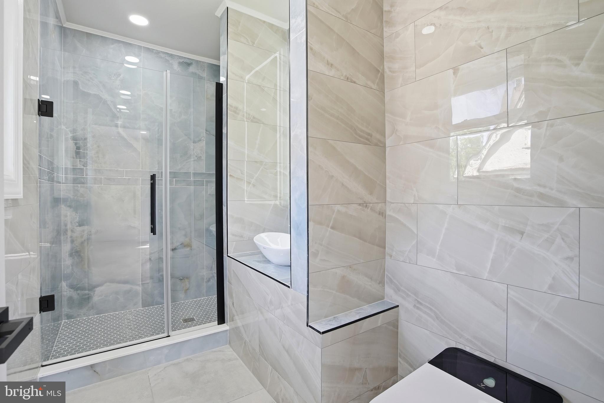 JENKINTOWN - Residential