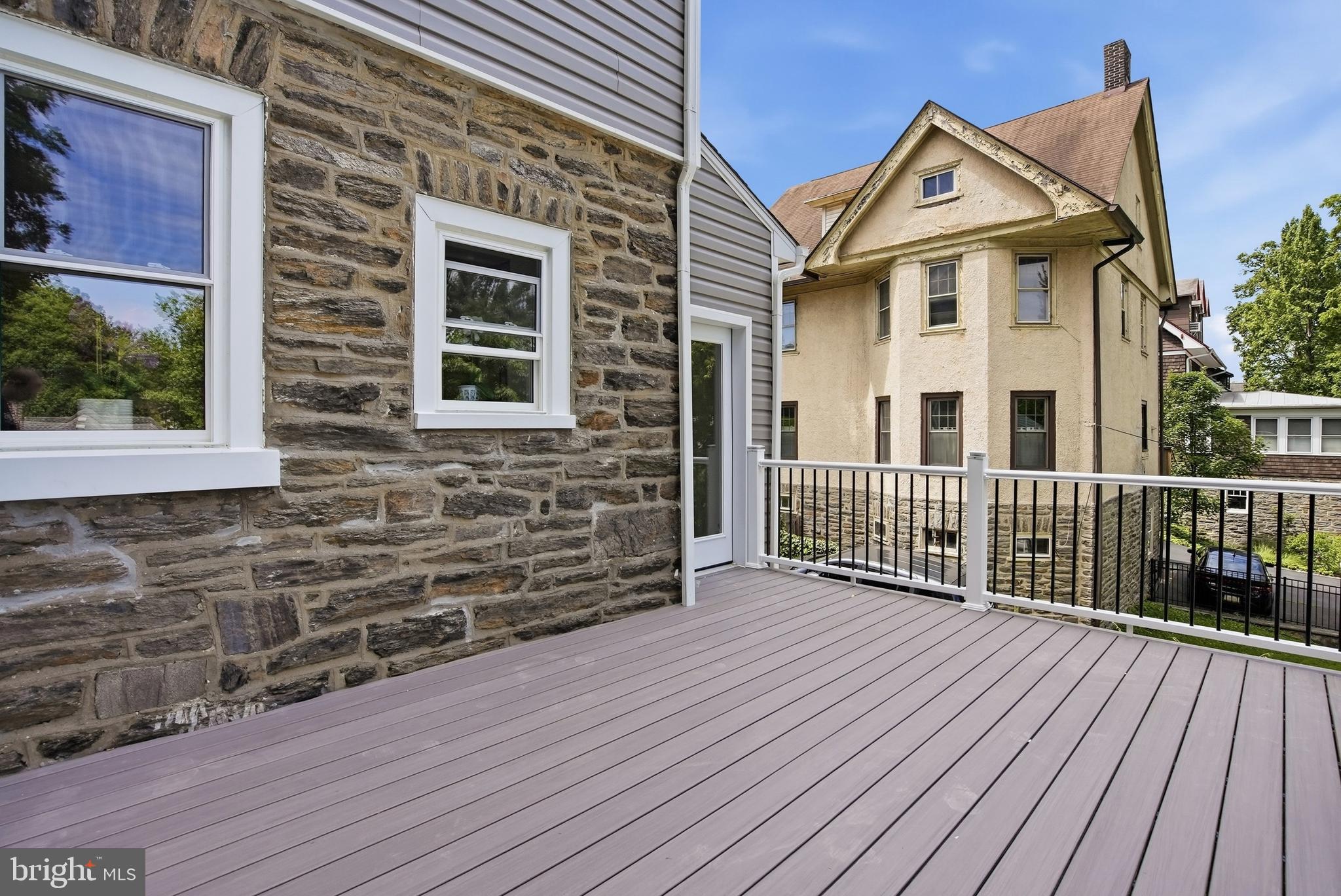 JENKINTOWN - Residential