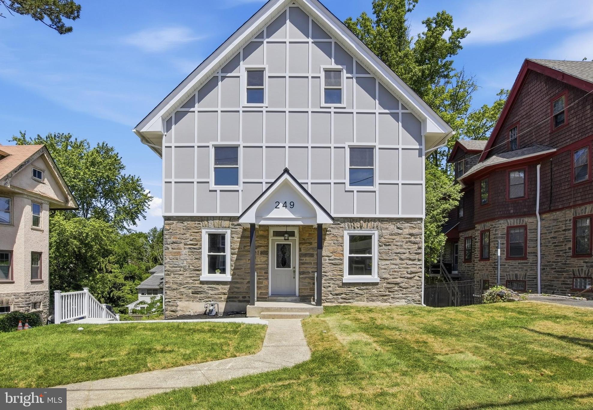 JENKINTOWN - Residential
