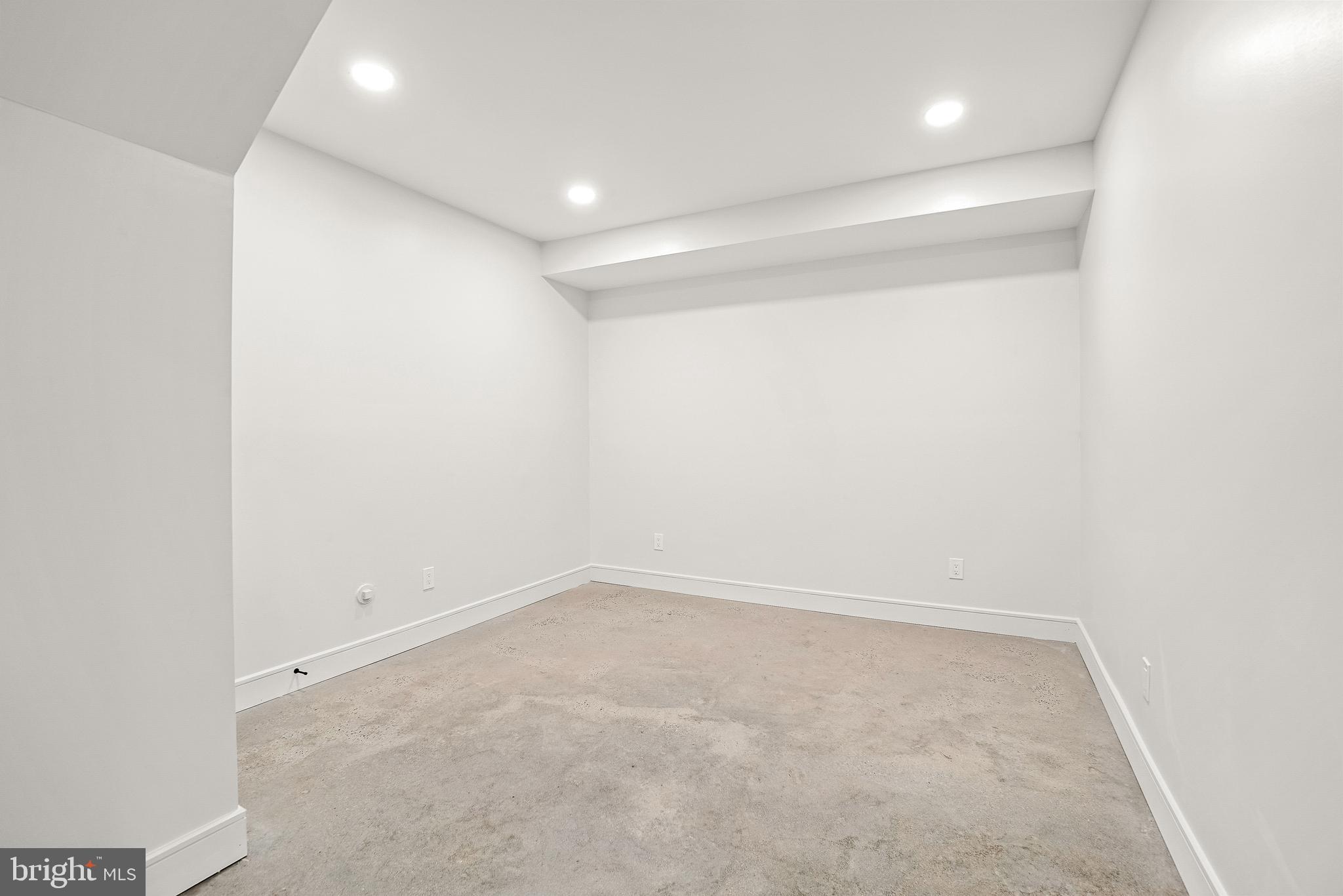 TAKOMA PARK - Residential