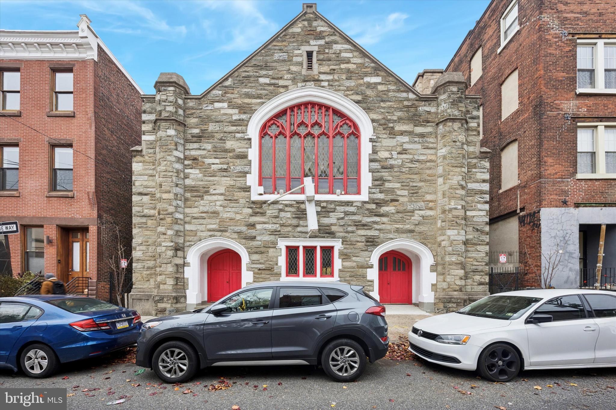 FAIRMOUNT - Commercial Sale