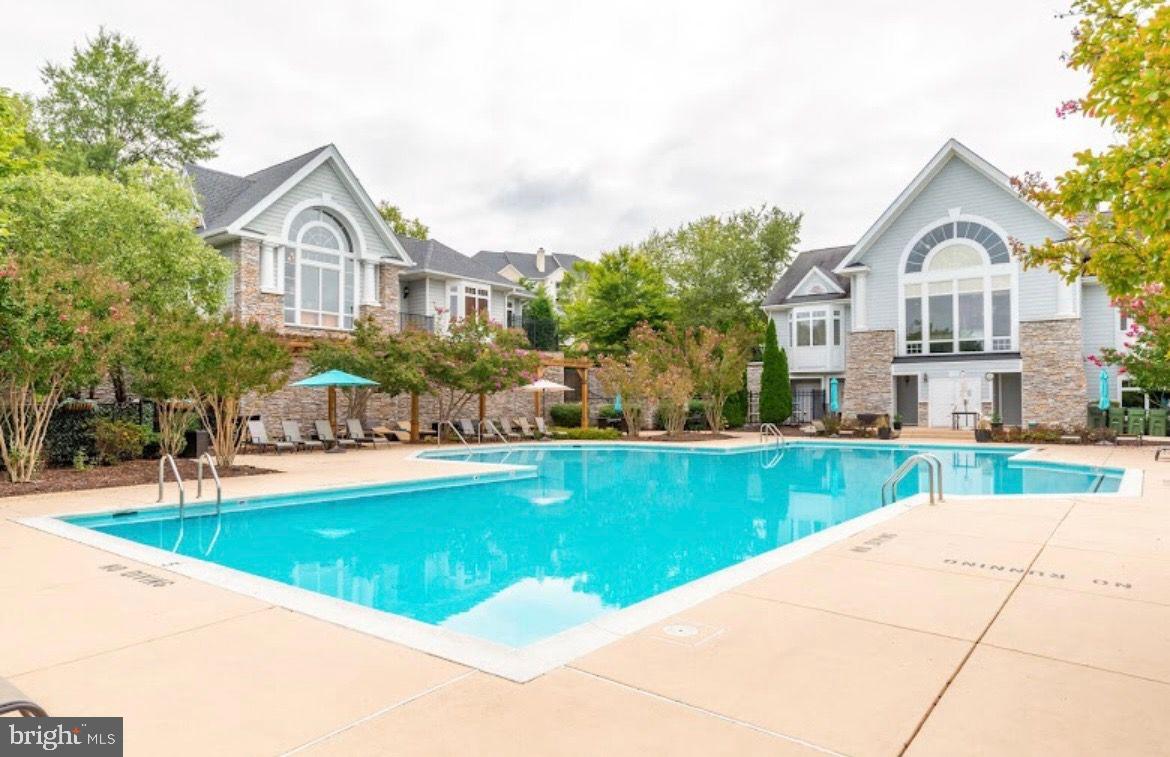 RIVERSIDE STATION - Residential