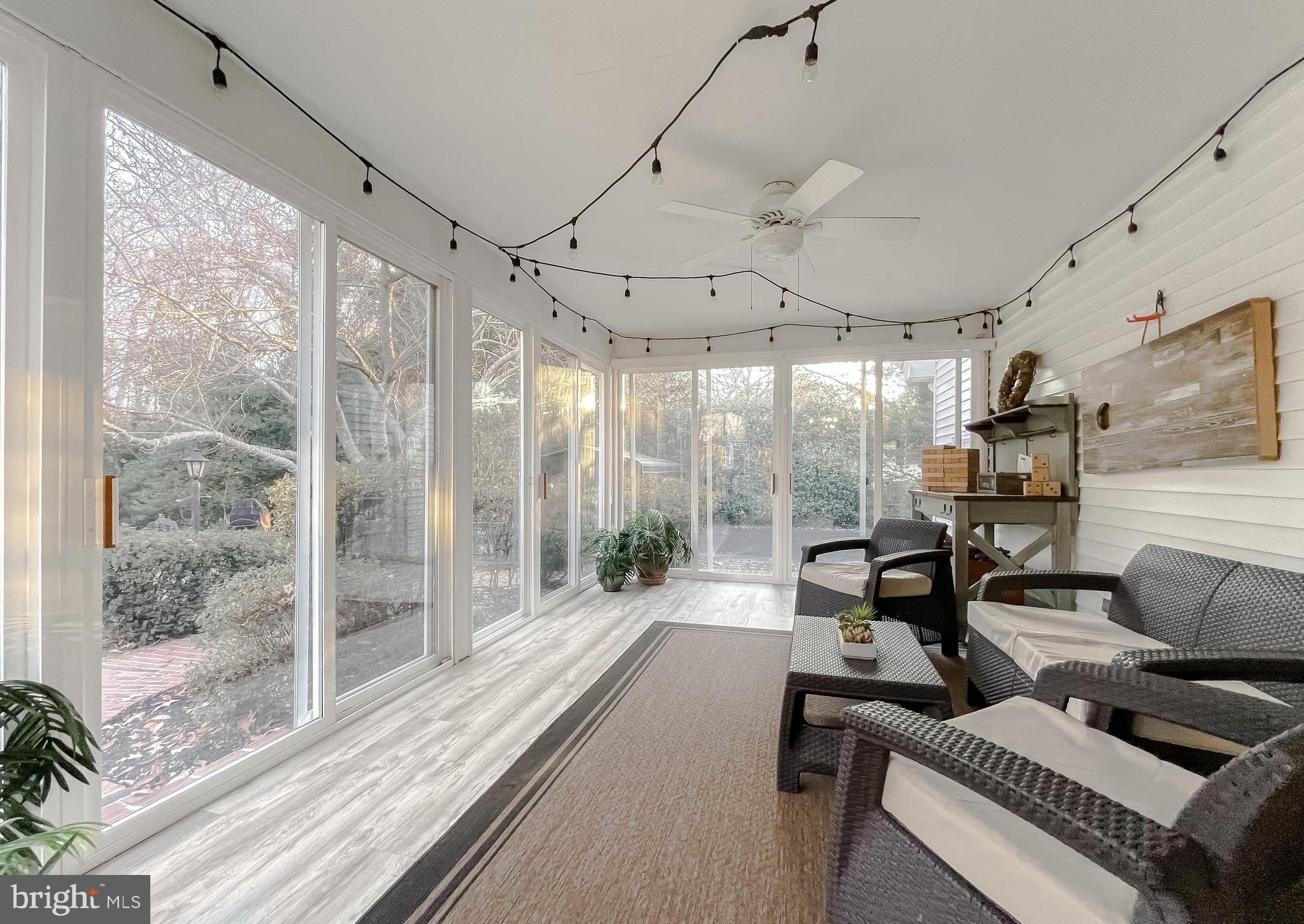 SOCIETY HILL - Residential