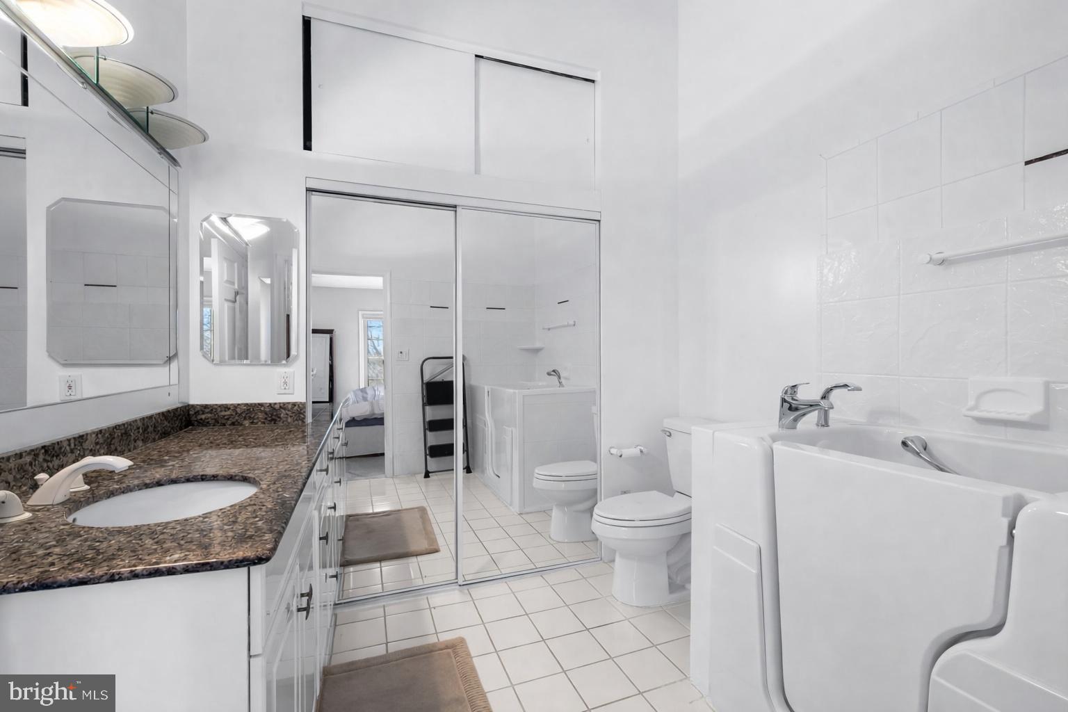 CANTON SQUARE - Residential