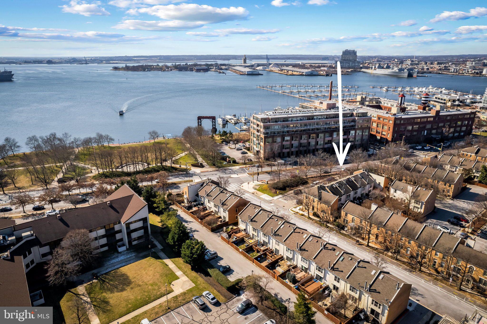 CANTON SQUARE - Residential