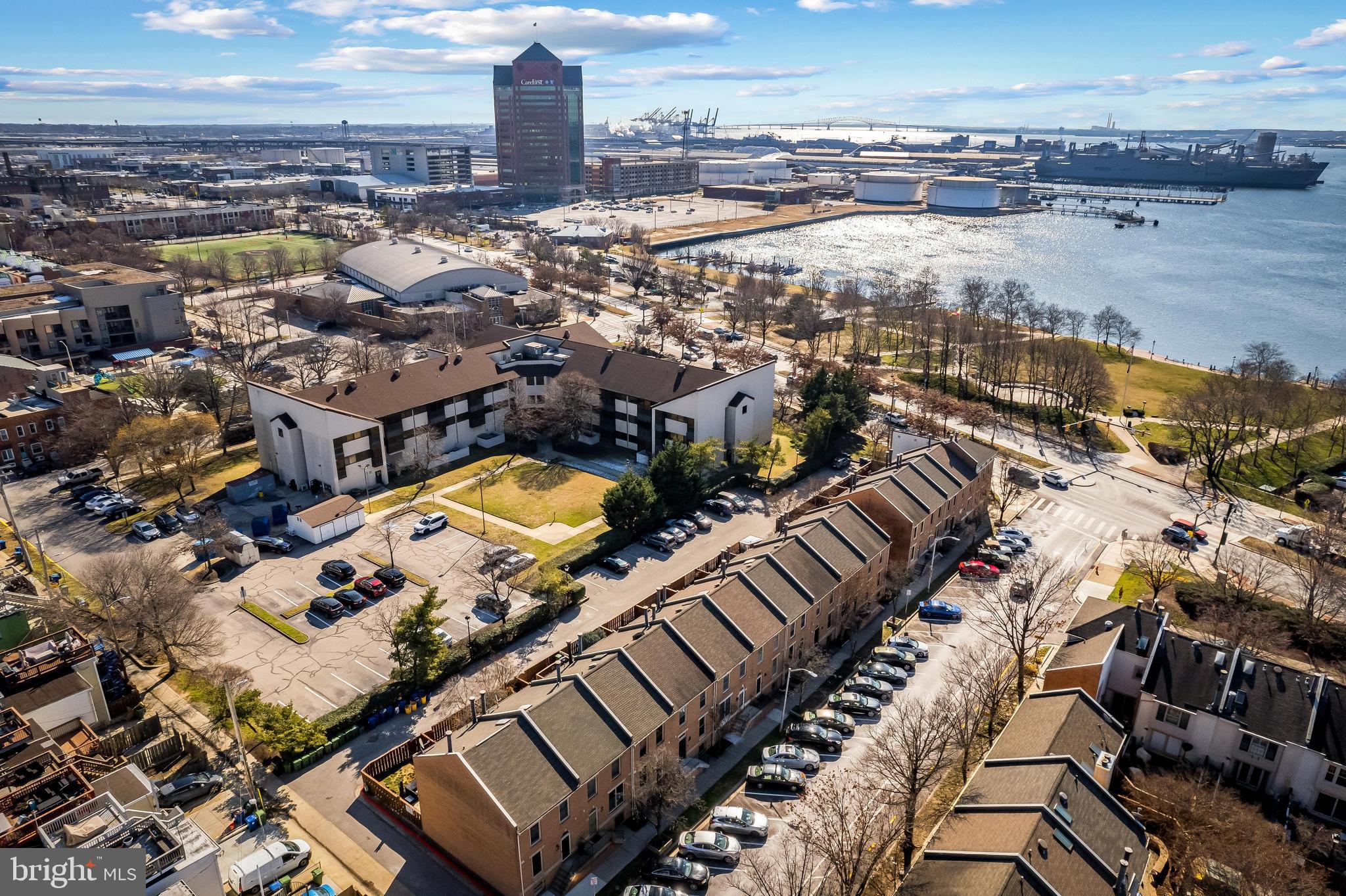 CANTON SQUARE - Residential