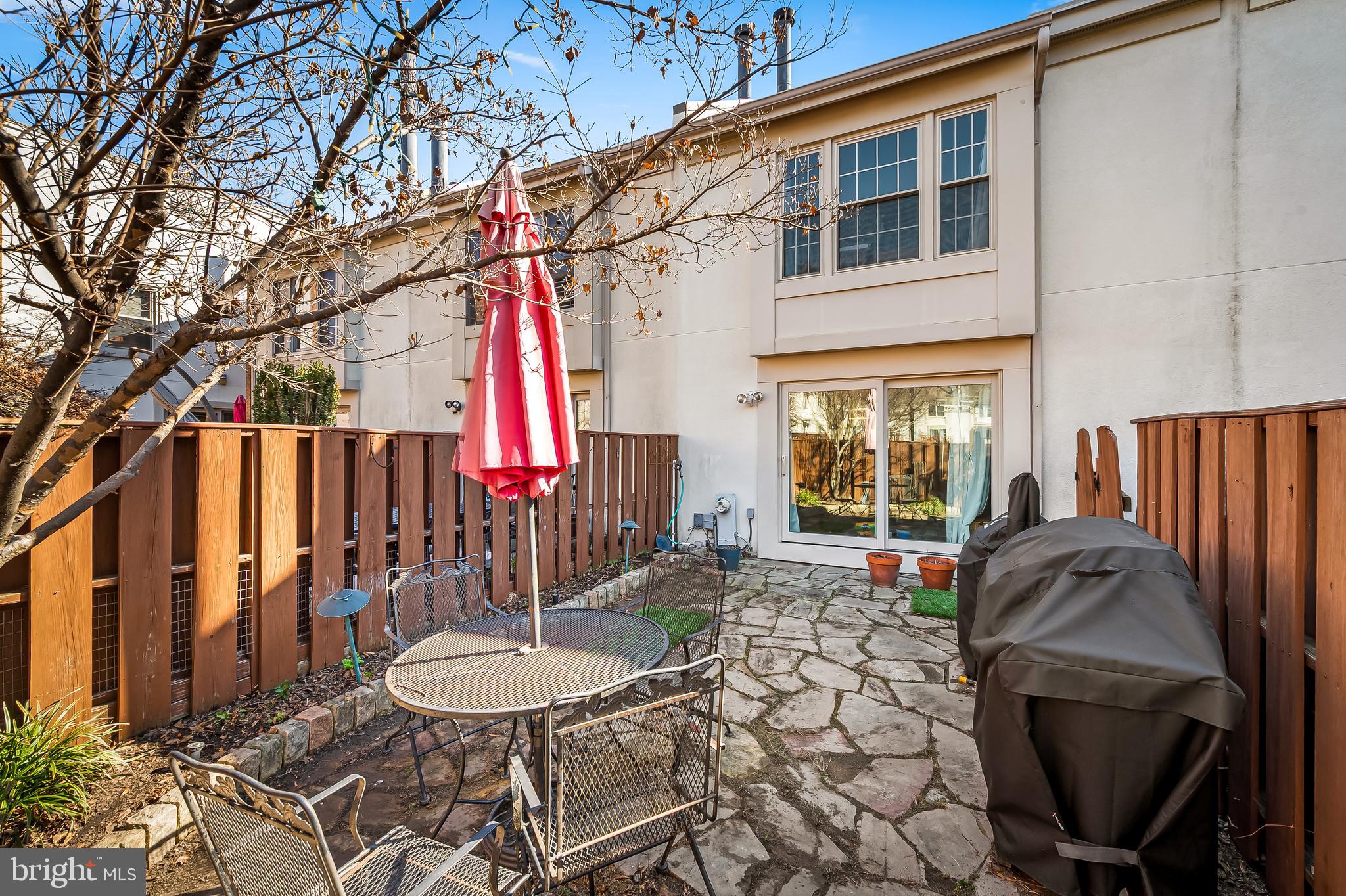 CANTON SQUARE - Residential