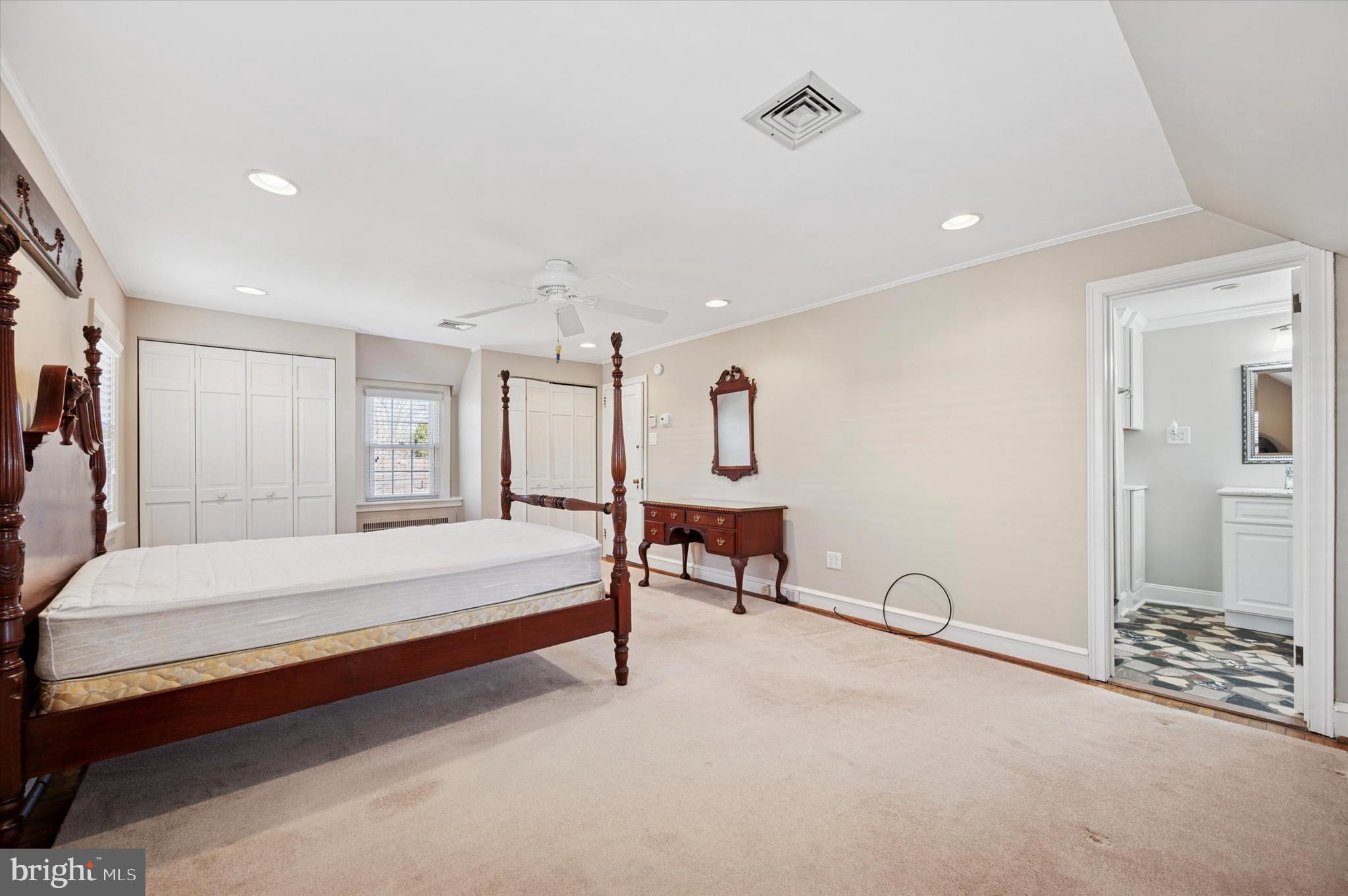 PENN WYNNE - Residential