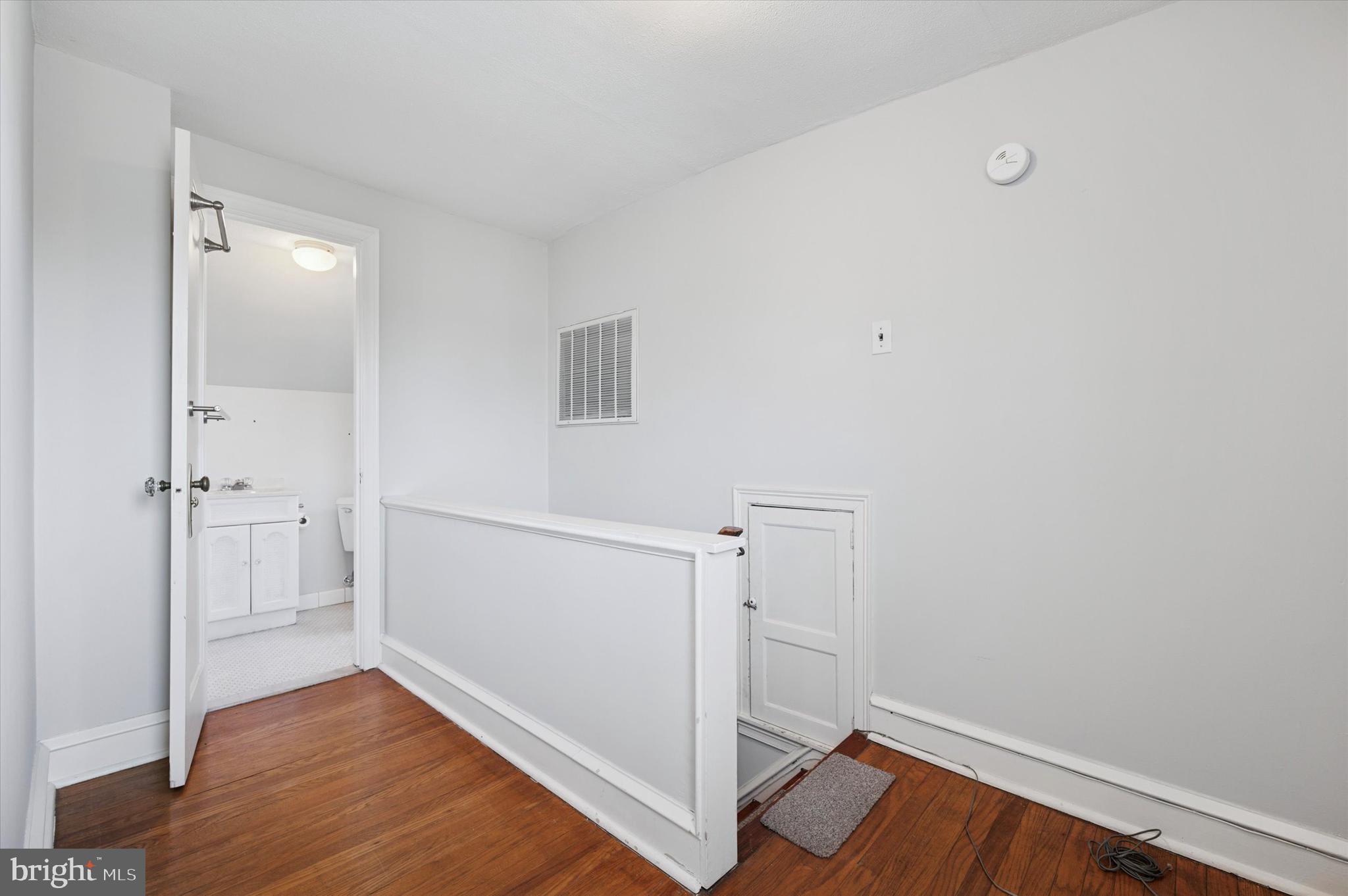 PENN WYNNE - Residential