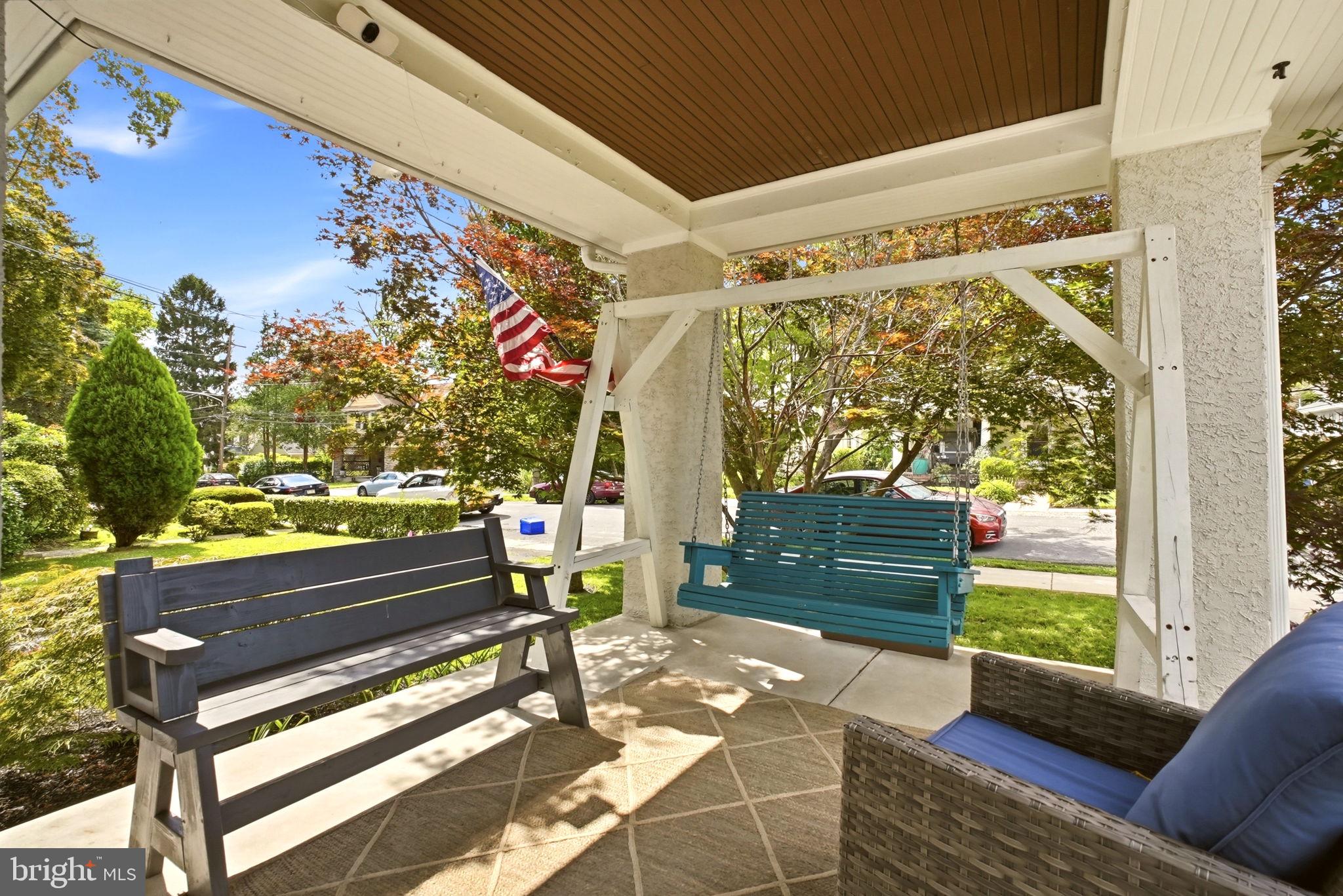 ROXBOROUGH - Residential