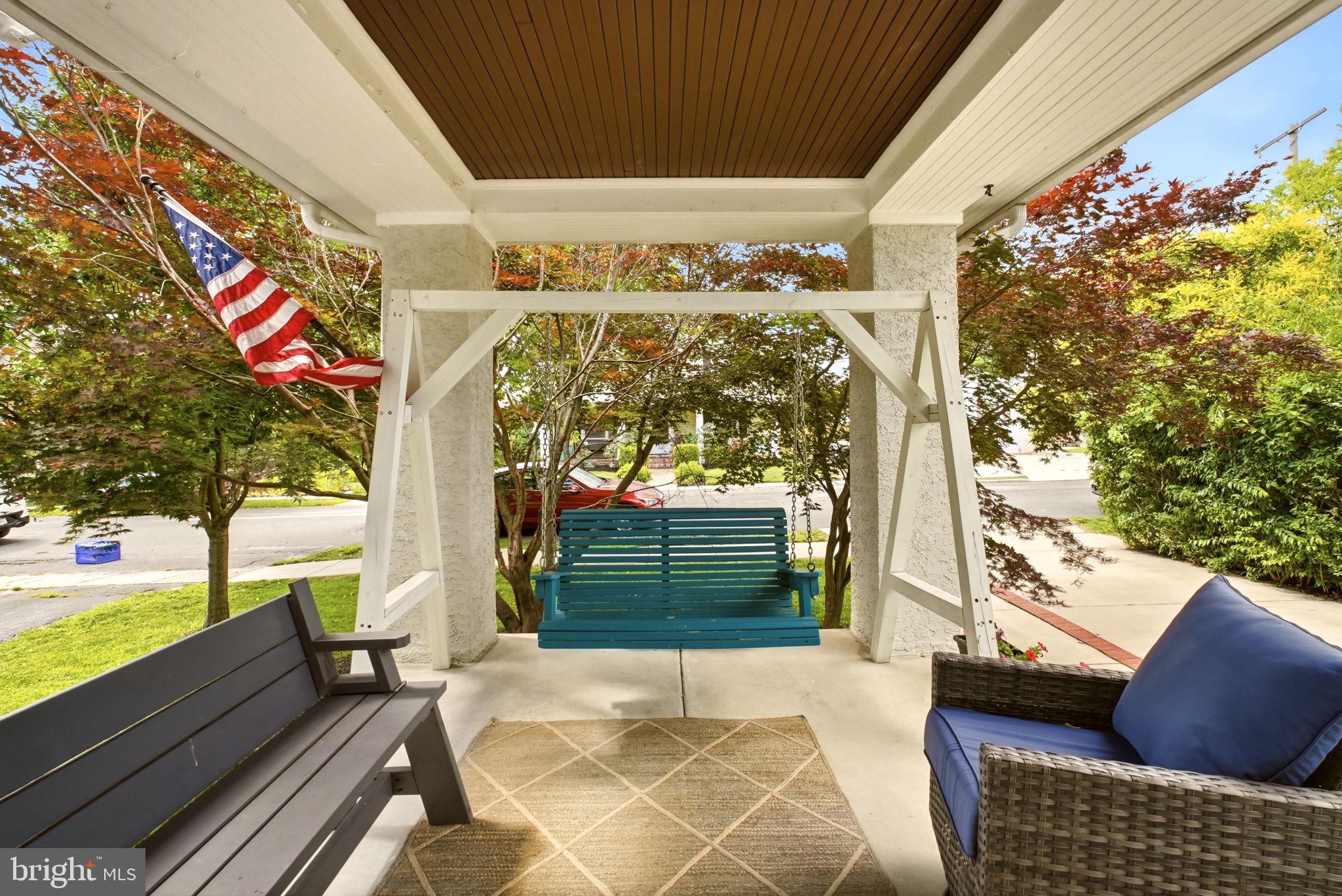 ROXBOROUGH - Residential