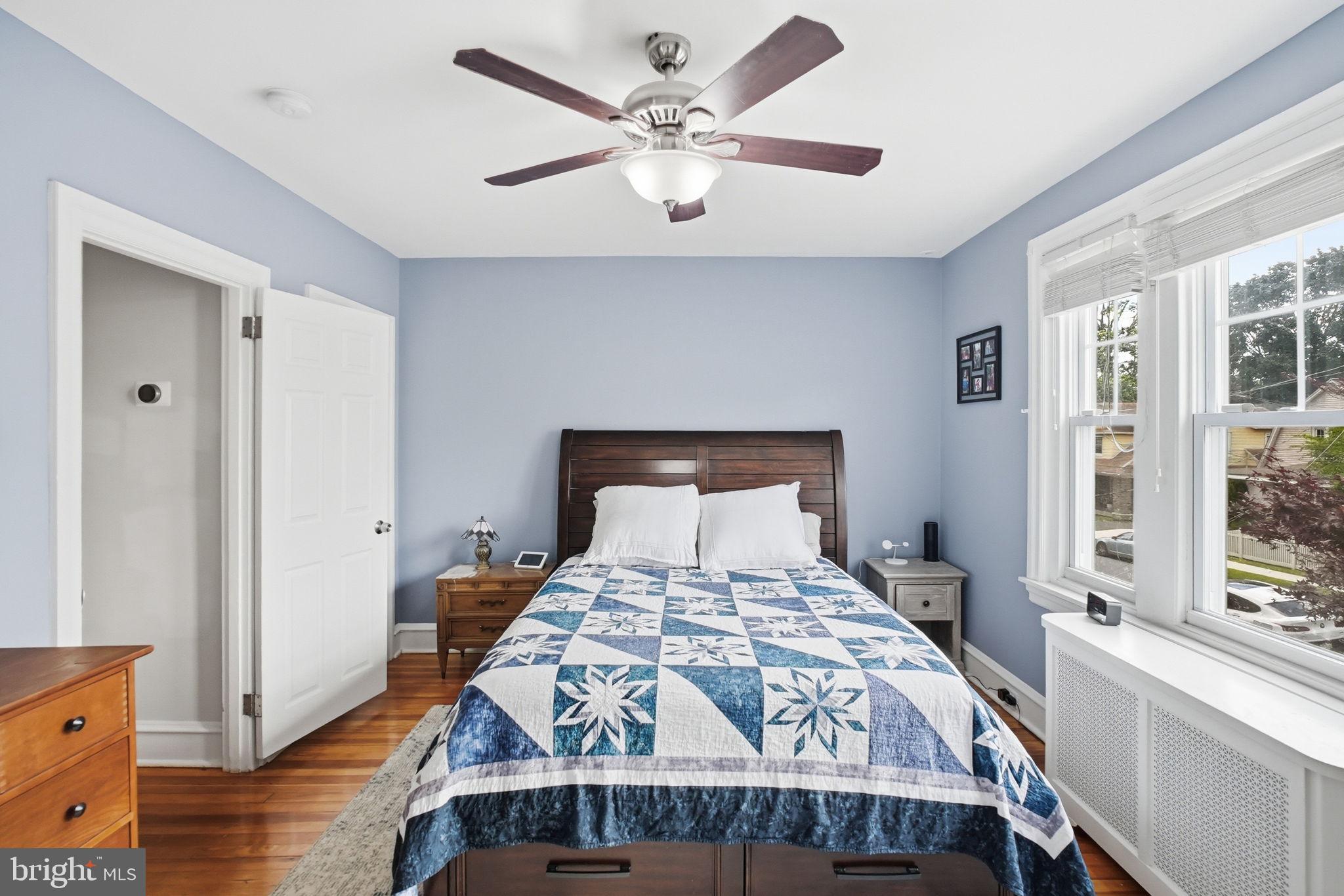 ROXBOROUGH - Residential