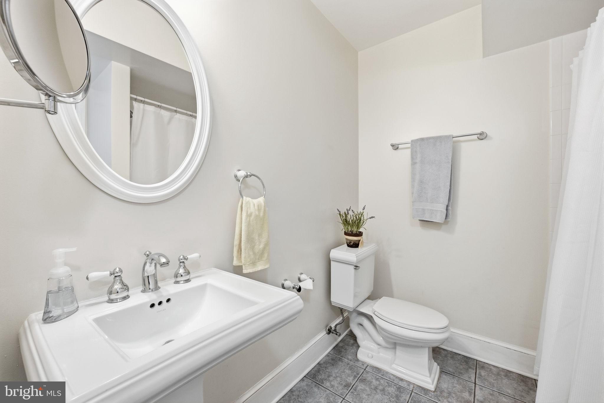 TILTON VALLEY ESTATES - Residential