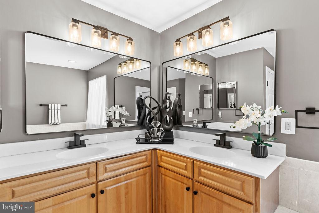 SUMNER LAKE - Residential
