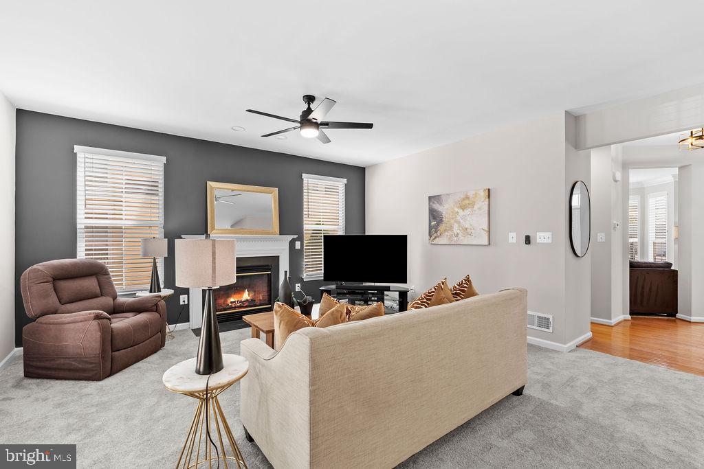 SUMNER LAKE - Residential