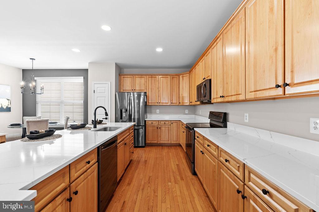 SUMNER LAKE - Residential