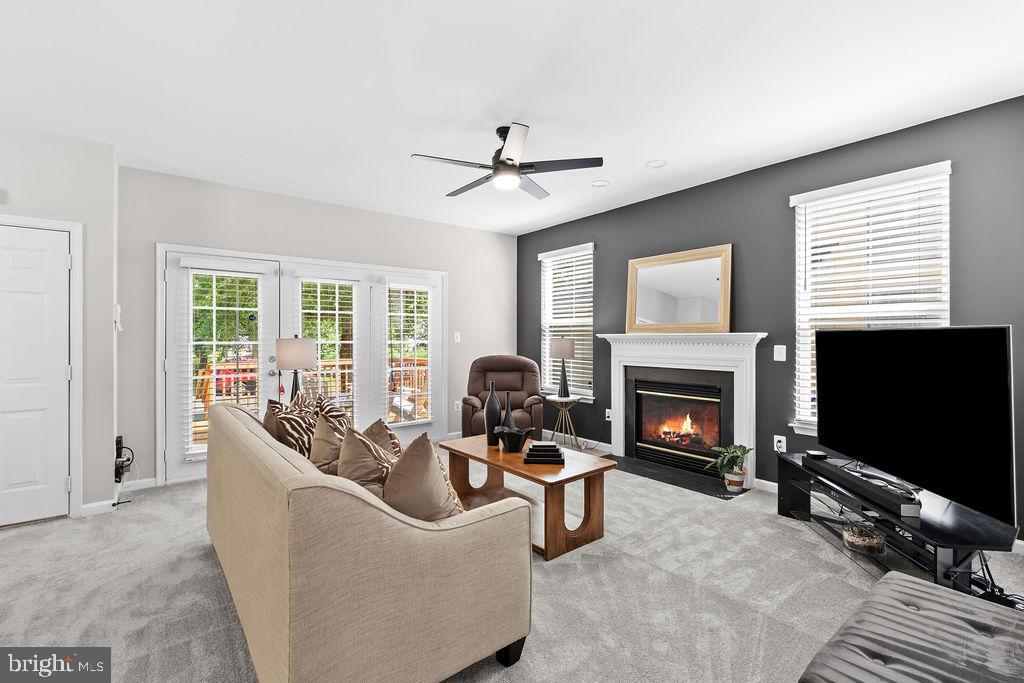 SUMNER LAKE - Residential
