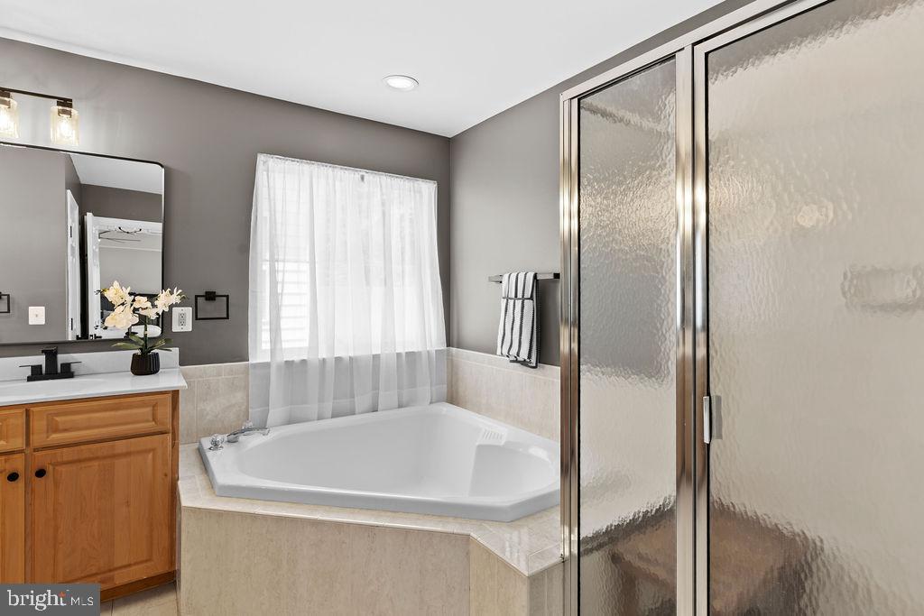 SUMNER LAKE - Residential