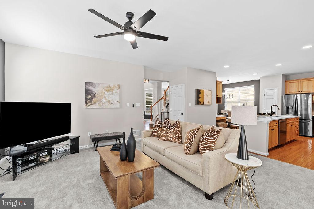 SUMNER LAKE - Residential