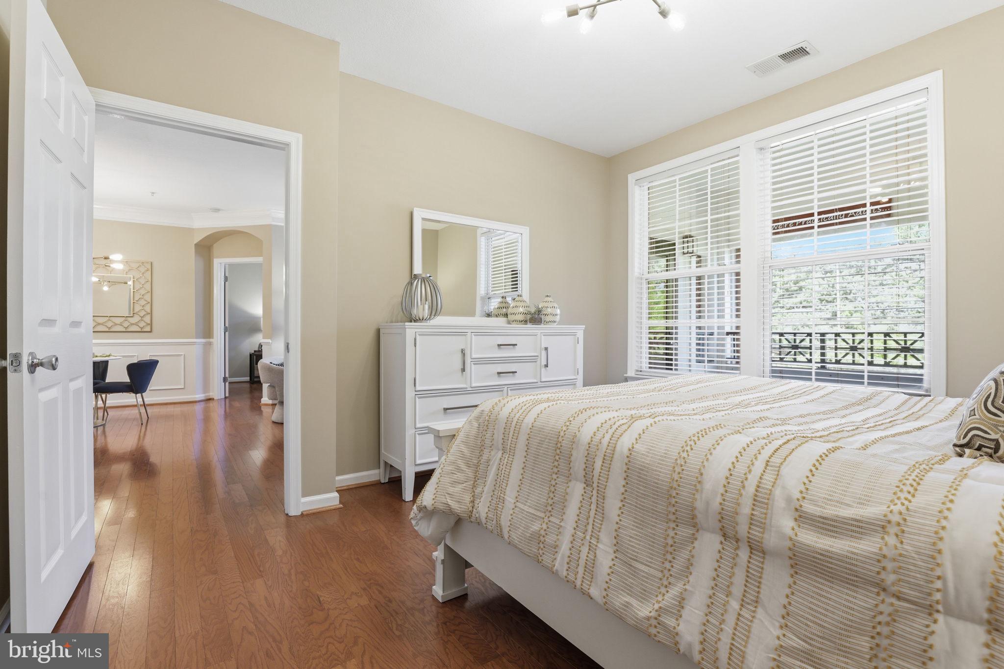 THE COLONNADE AT KENTLANDS - Residential