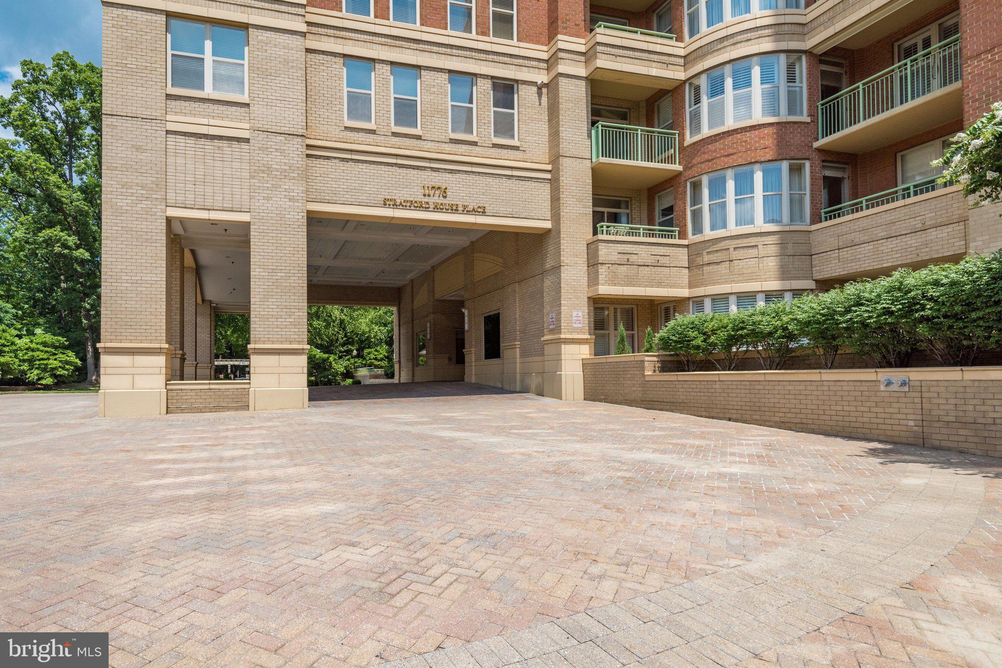 STRATFORD CONDOMINIUMS - Residential