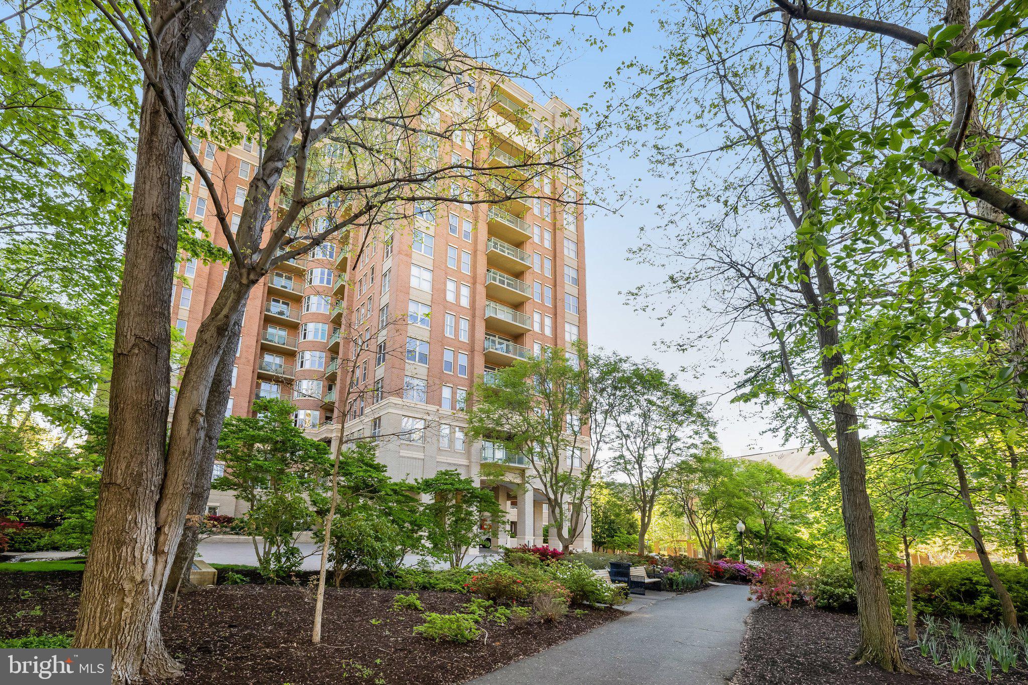 STRATFORD CONDOMINIUMS - Residential