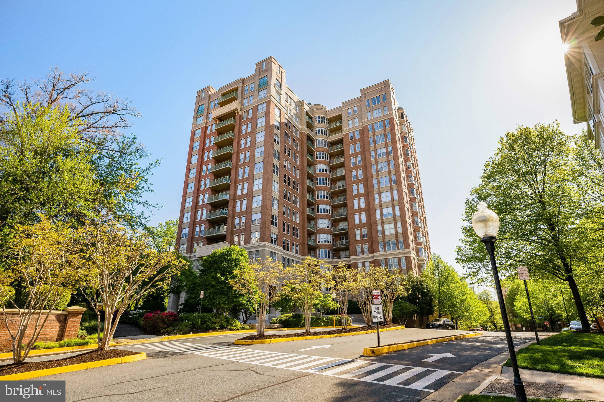 STRATFORD CONDOMINIUMS - Residential