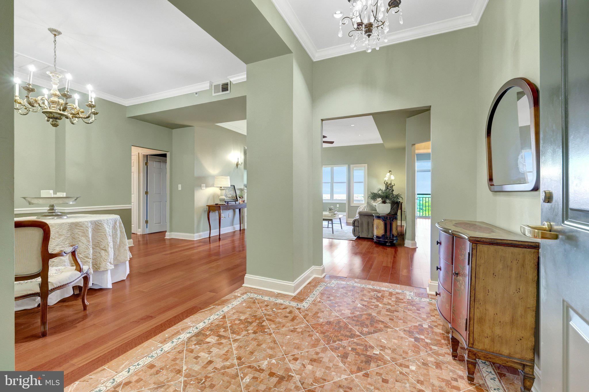 STRATFORD CONDOMINIUMS - Residential