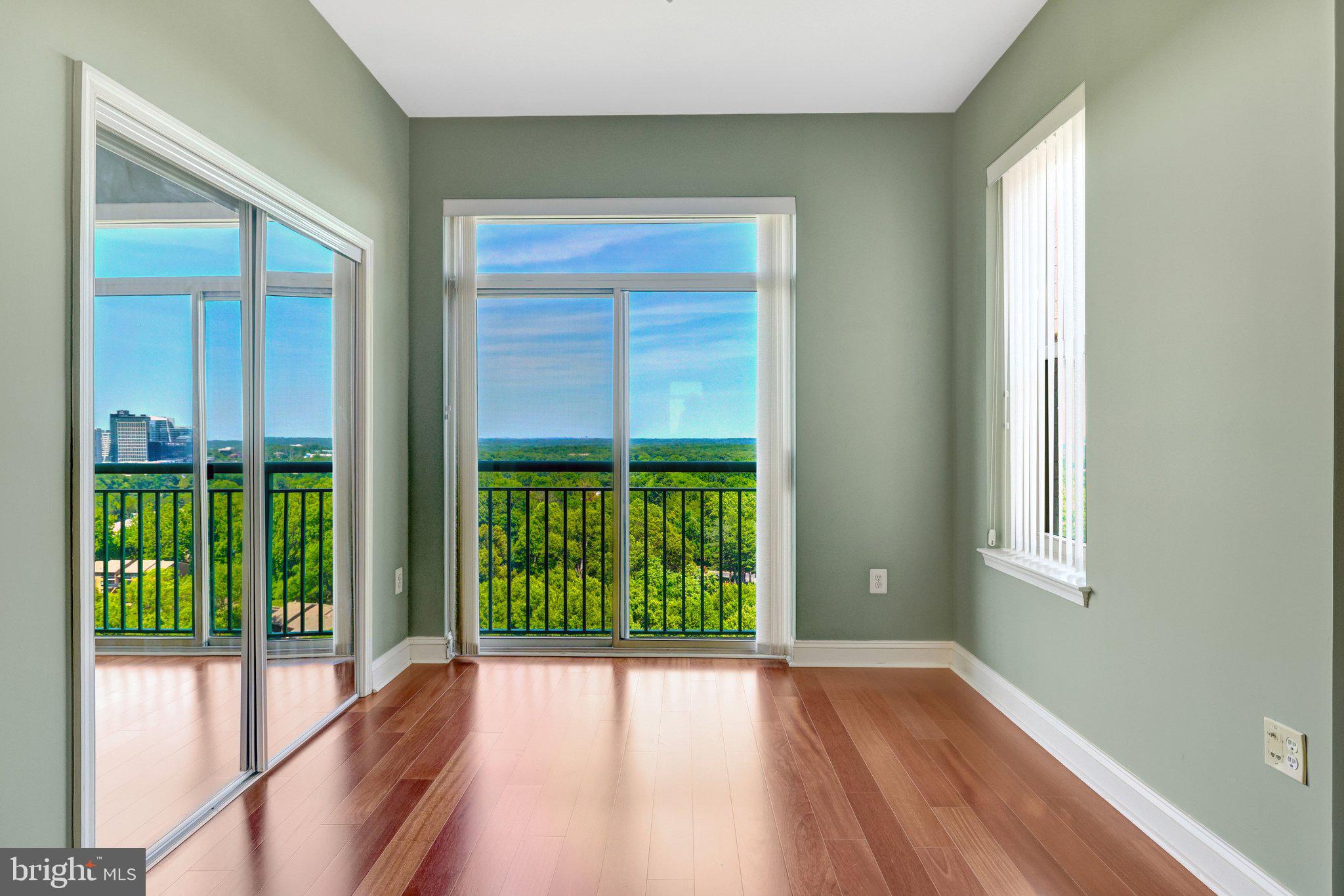 STRATFORD CONDOMINIUMS - Residential