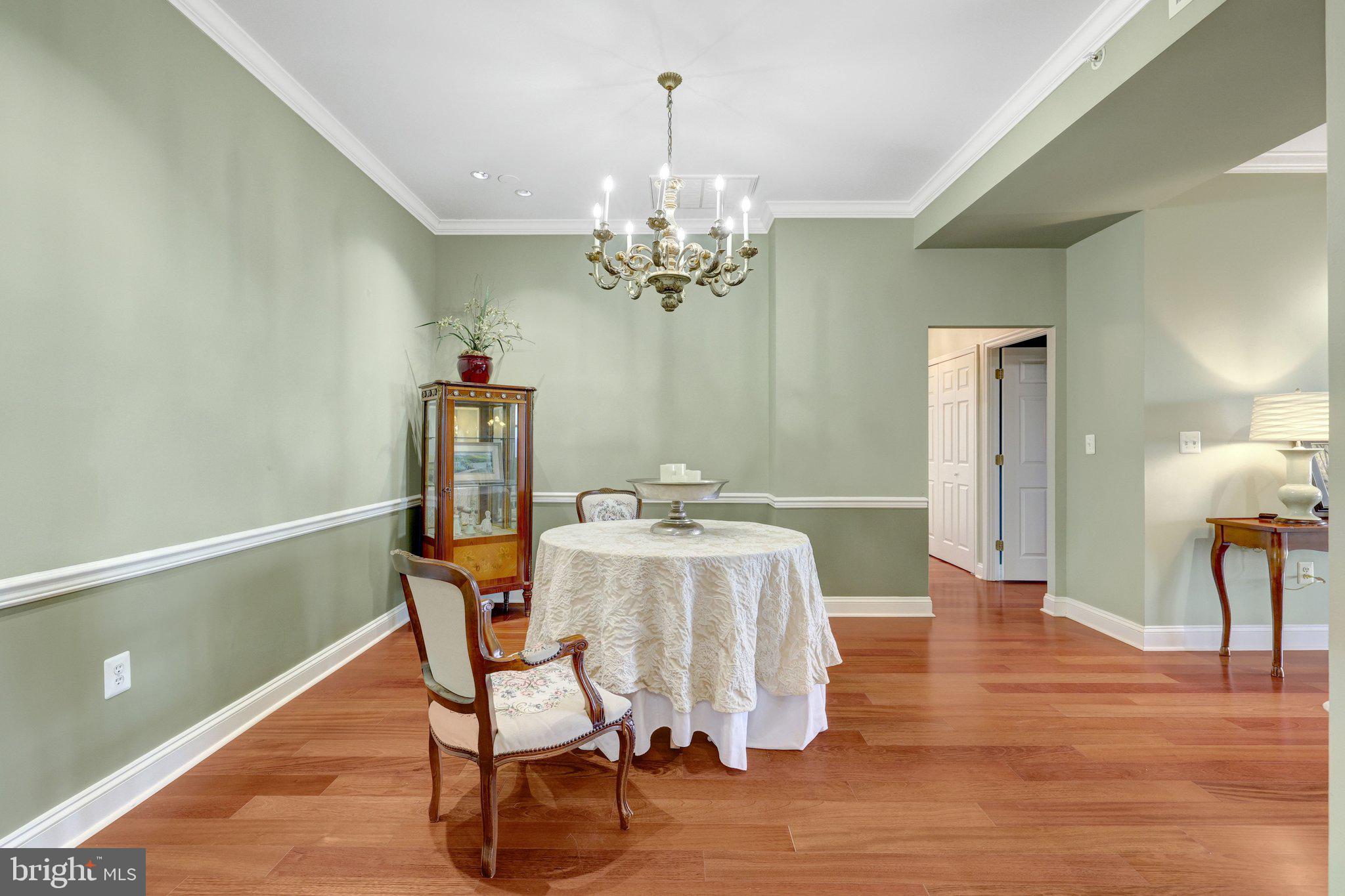 STRATFORD CONDOMINIUMS - Residential