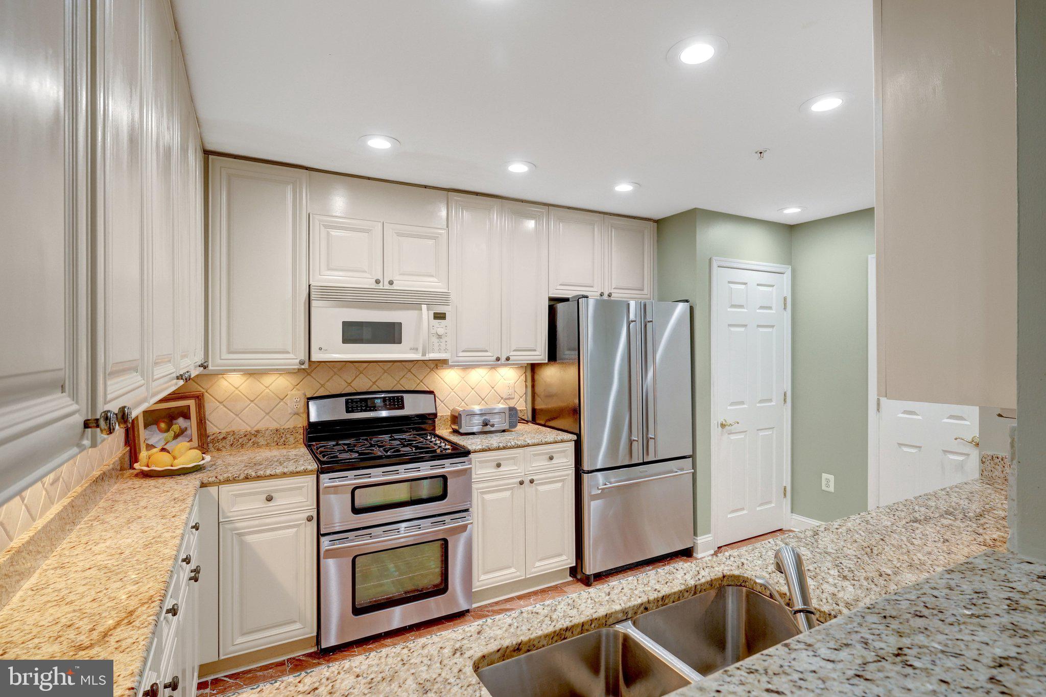 STRATFORD CONDOMINIUMS - Residential